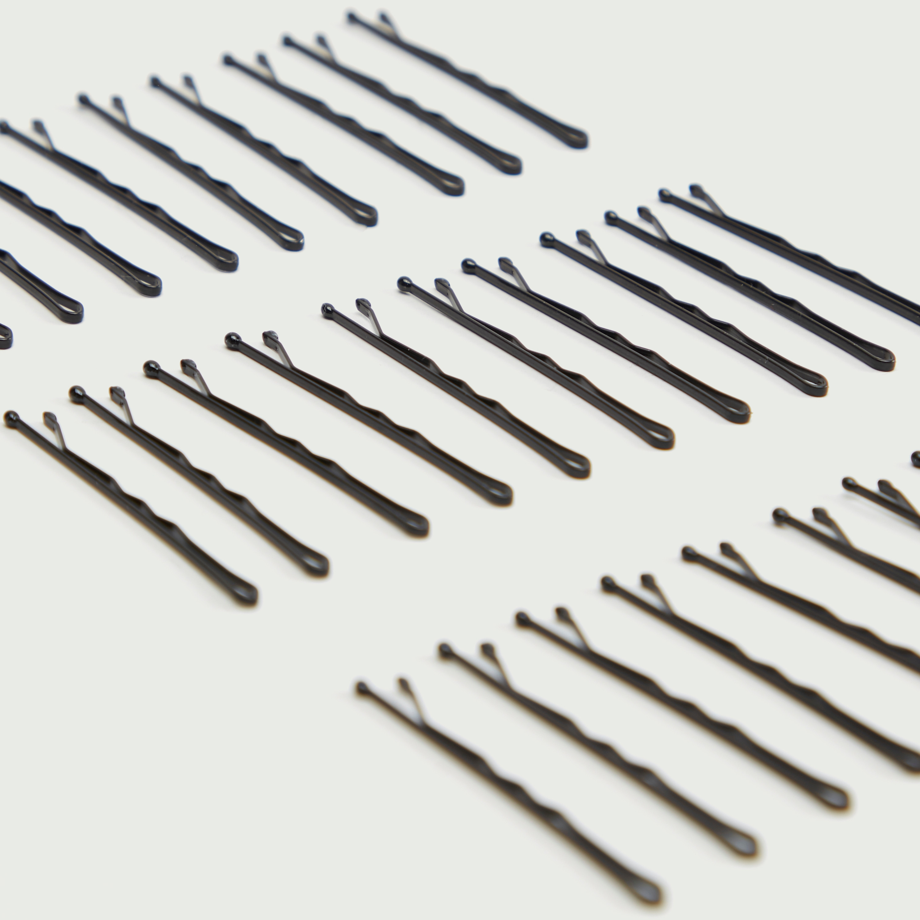 Set of 30 - Gloo Solid Hair Pins-women-hairaccessories-hairpins-image-2