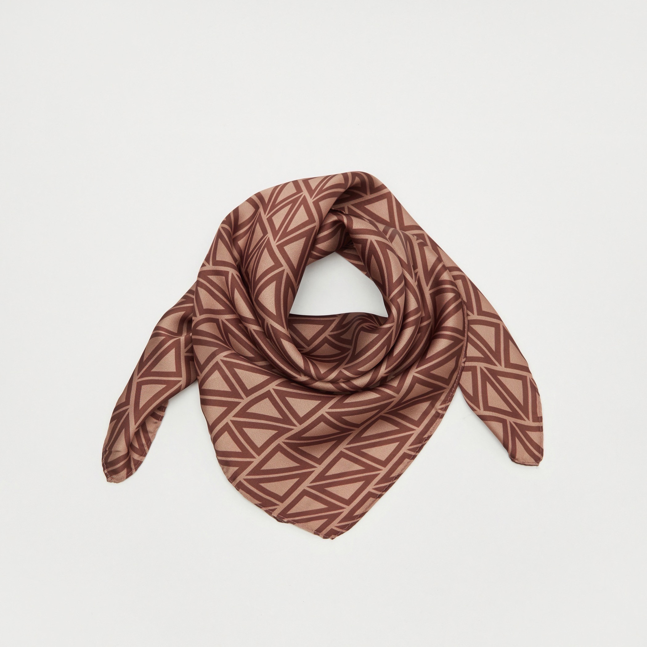 وشاح بطبعات-women-clothingaccessories-scarves-image-3