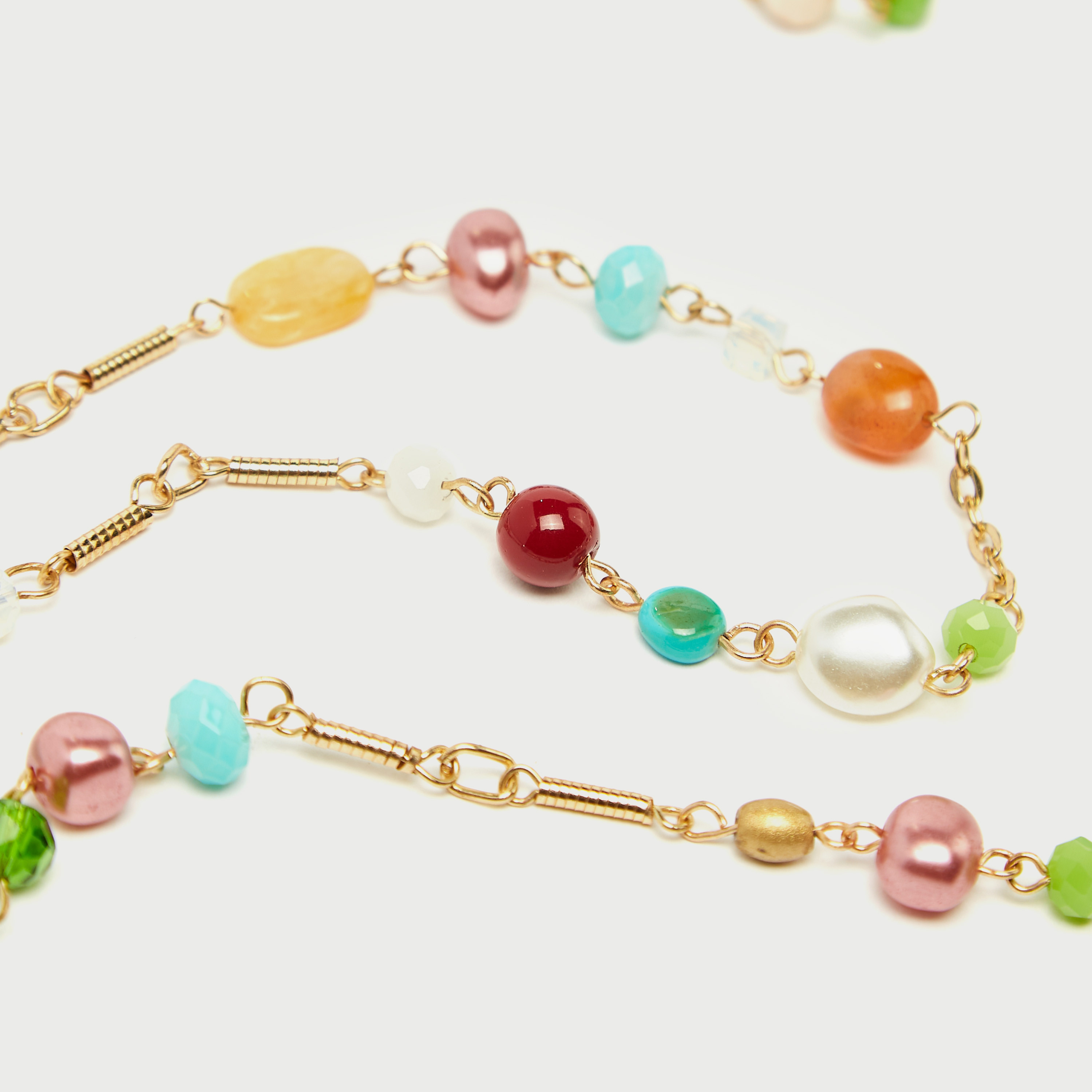 قلادة مُزيّنة بالخرز-women-watchesandjewellery-jewellery-necklacesandpendants-image-5