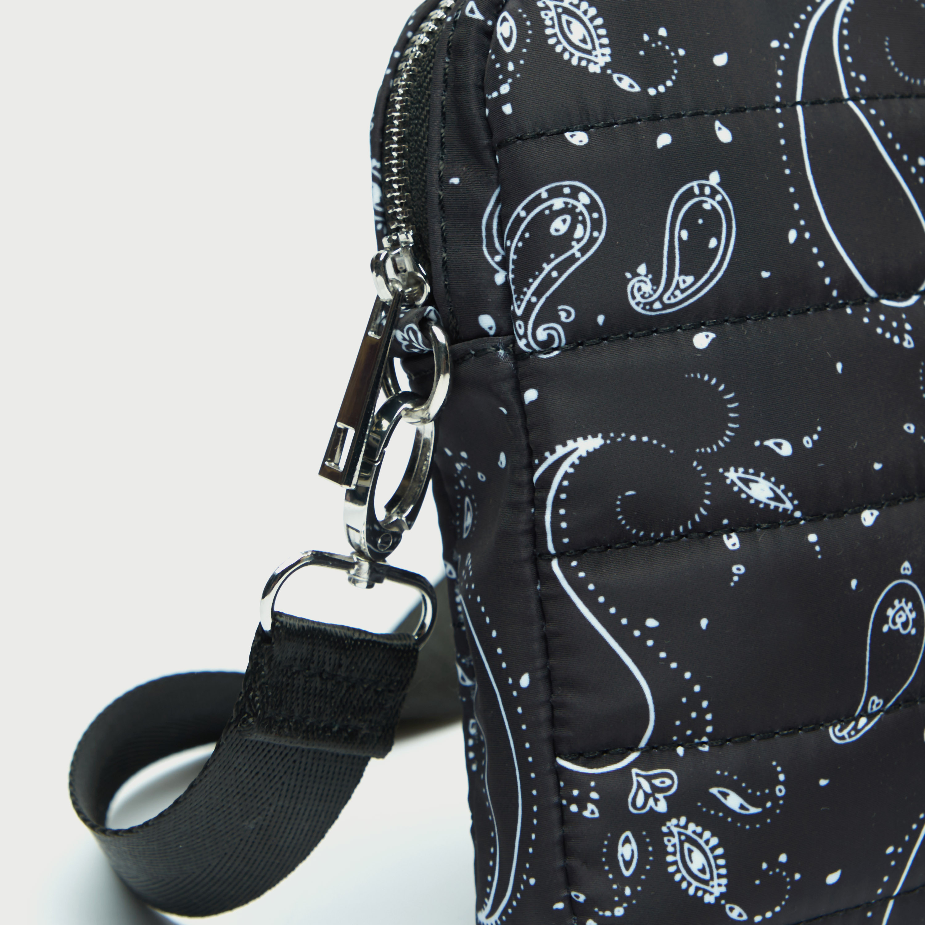 شنطة كروس بودي بحزام قابل للفصل وسحاب إغلاق وطبعات-women-bagsandwallets-handbags-image-4