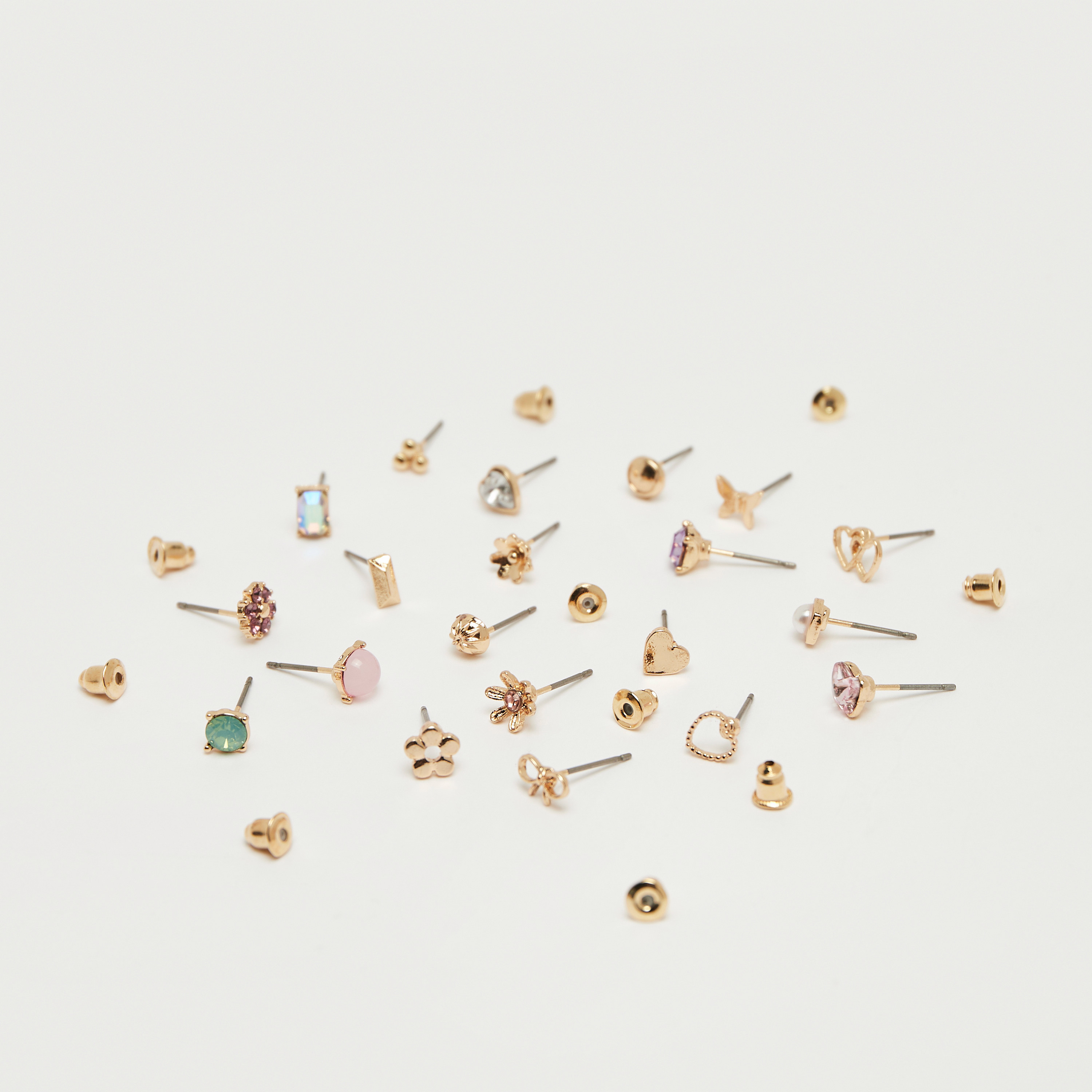 Assorted 2025 stud earrings