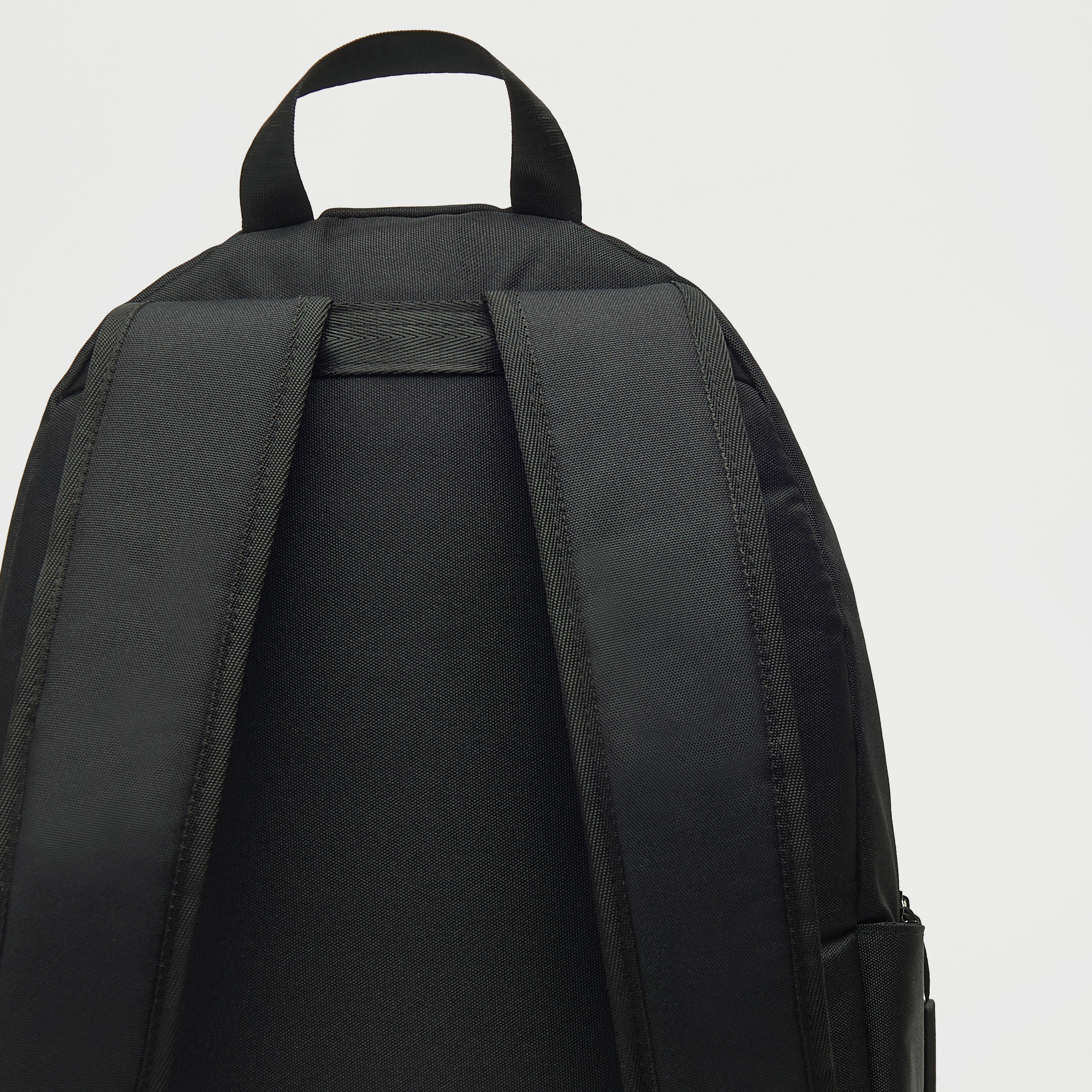 شنطة ظهر بحمالات قابلة للتعديل وسحّاب إغلاق وطبعات شعار من ستارتر-women-bagsandwallets-backpacks-image-6