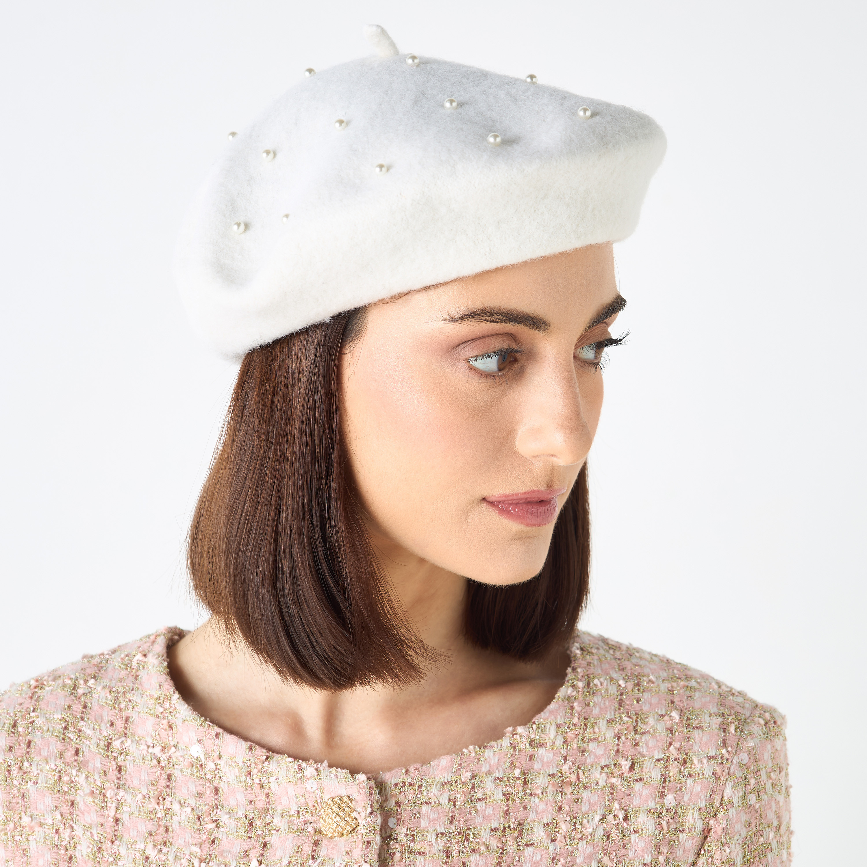 قبعة بتزيينات لؤلؤ-women-winterwear-capsandhats-image-2