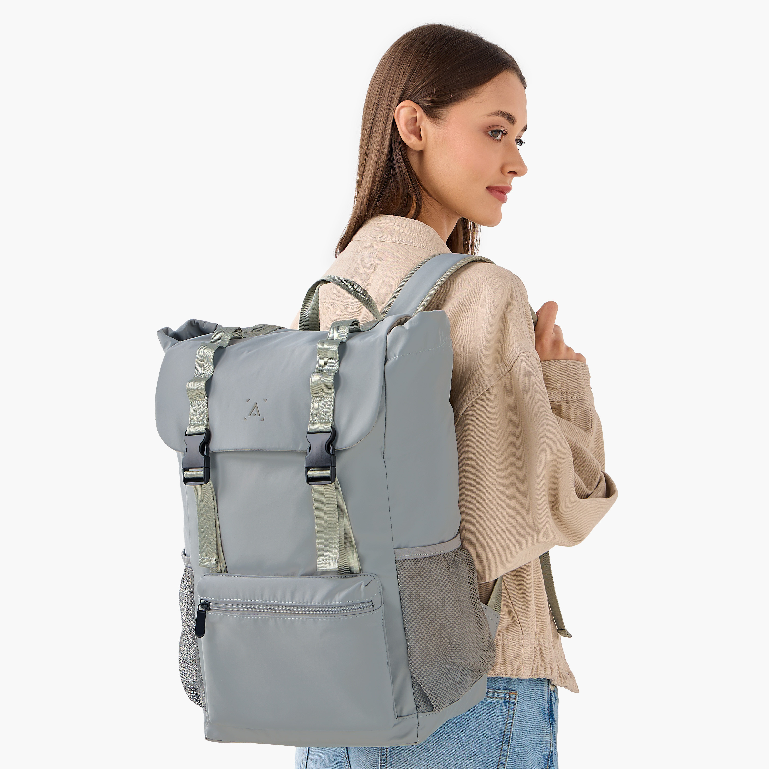 شنطة ظهر بأحزمة كتف قابلة للتعديل وإبزيم إغلاق - 27x16x45 سم-women-bagsandwallets-backpacks-image-2