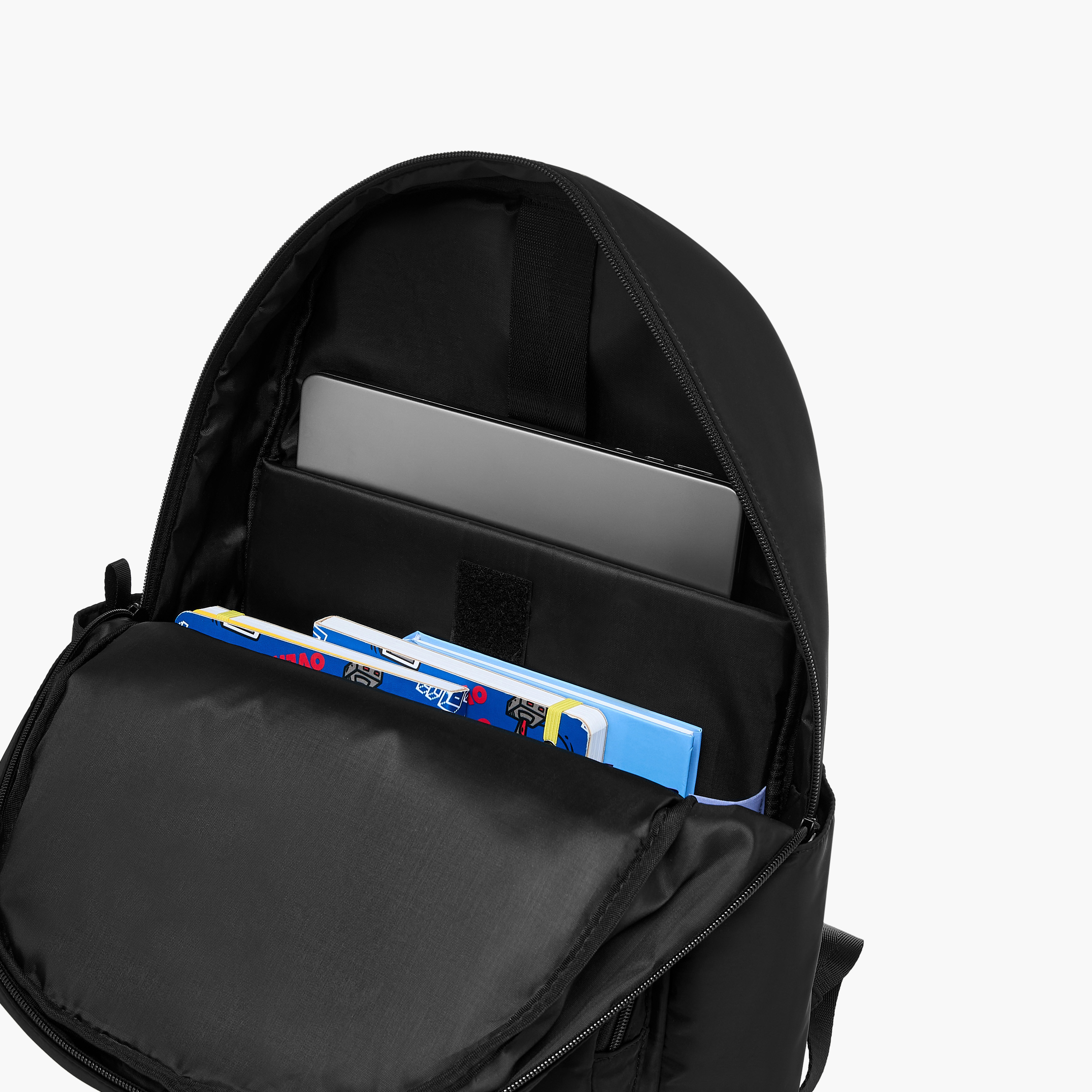 شنطة ظهر بأحزمة كتف قابلة للتعديل وطبعات الشعار من لي كوبر - 28x13.5x44 سم-women-bagsandwallets-backpacks-image-9