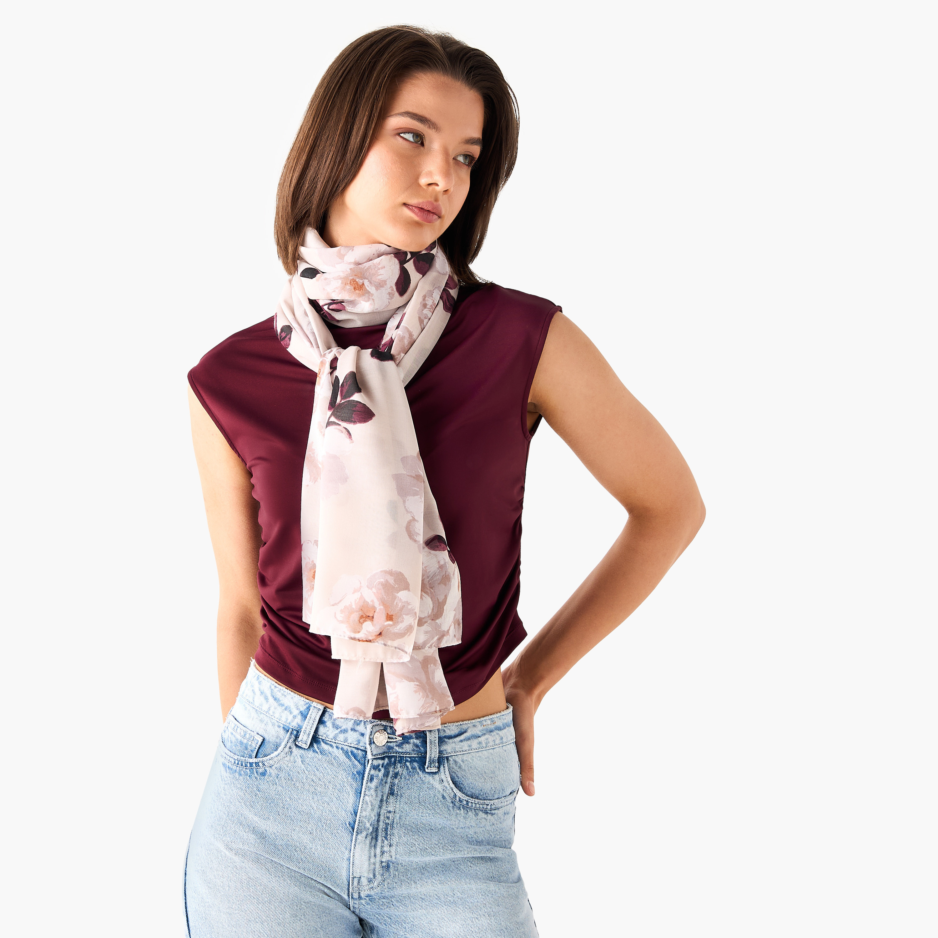 وشاح بطبعات أزهار-women-clothingaccessories-scarves-image-2