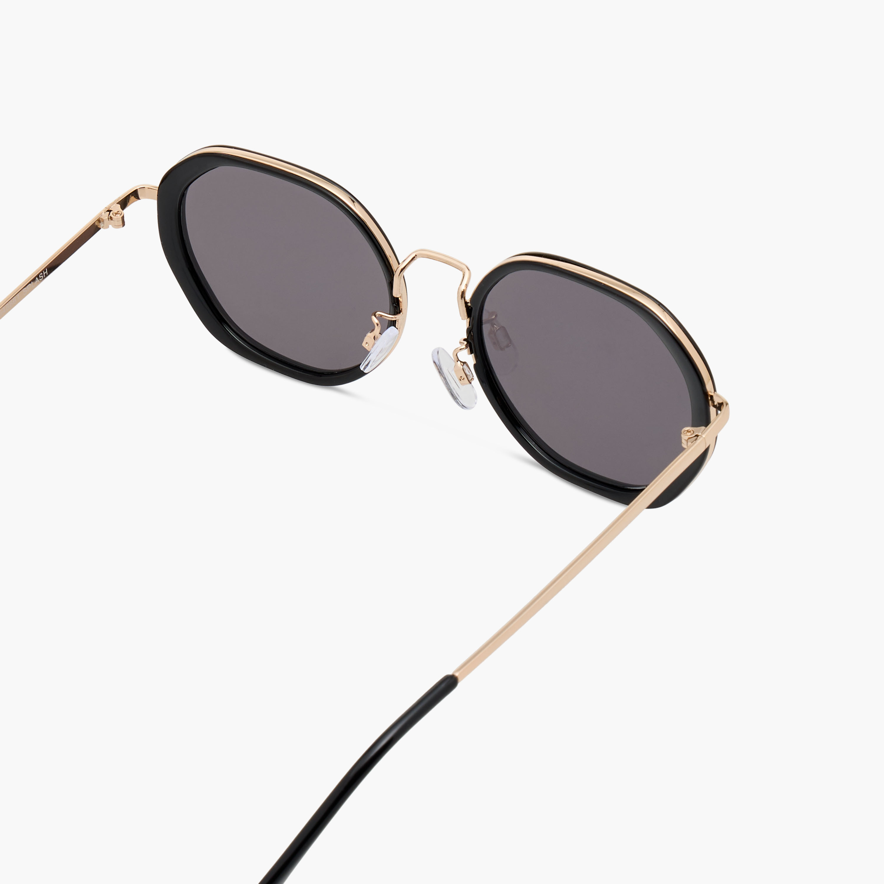 نظارة شمسية بإطار كامل وعدسات ملونة ووسادات أنف-women-sunglasses-image-5