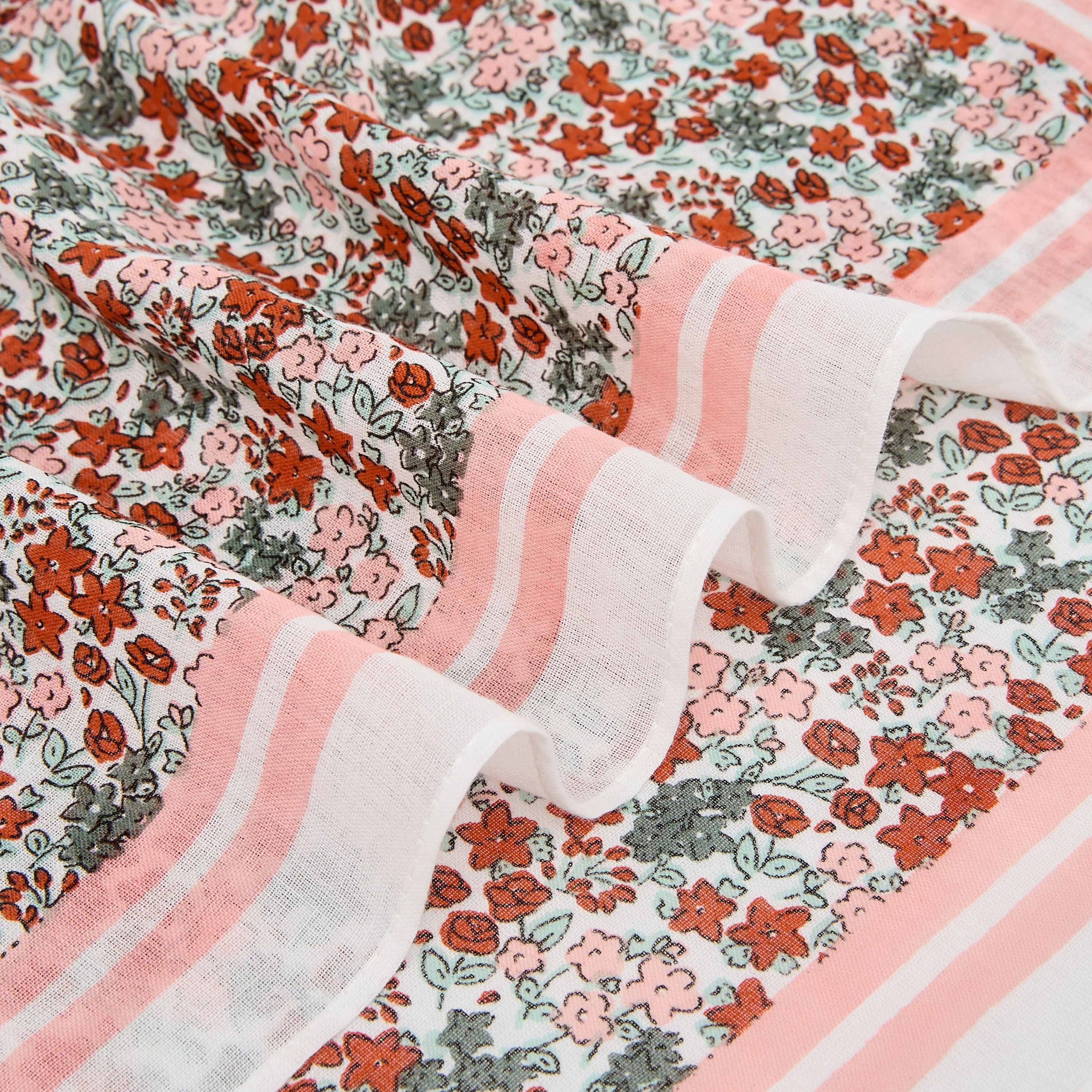 وشاح مربع بطبعات أزهار-women-clothingaccessories-scarves-image-5