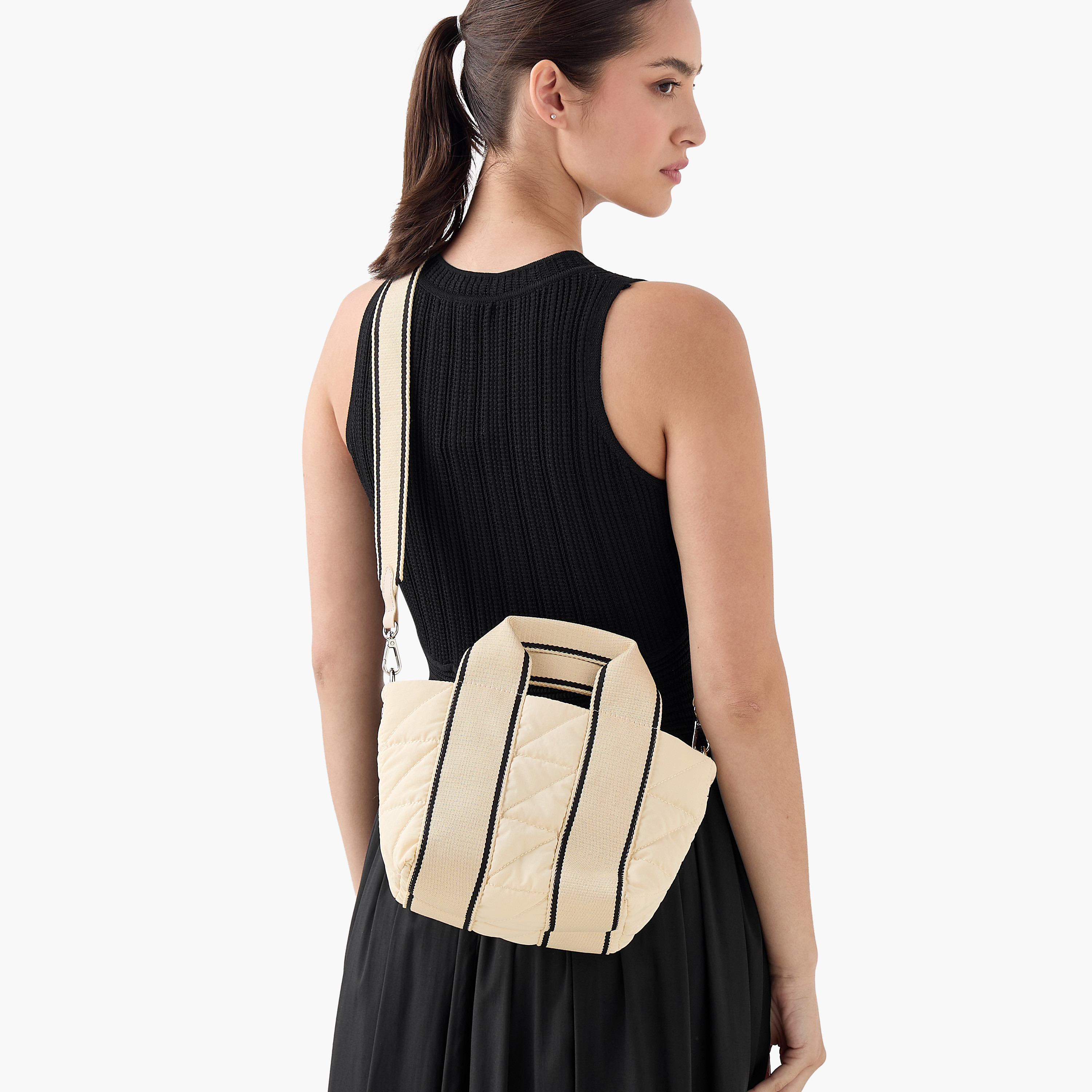 شنطة توتي صغيرة مبطنة مقلمة بسحاب إغلاق-women-bagsandwallets-handbags-image-8