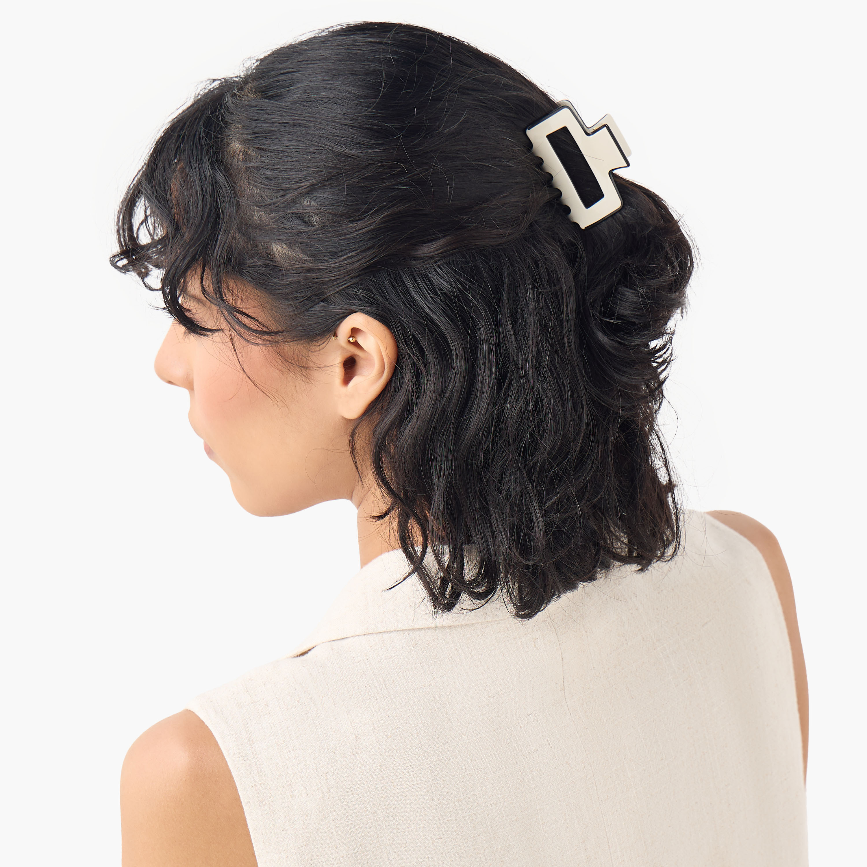 مشابك شعر بتفاصيل متباينة - طقم من قطعتين-women-hairaccessories-clamps-image-2