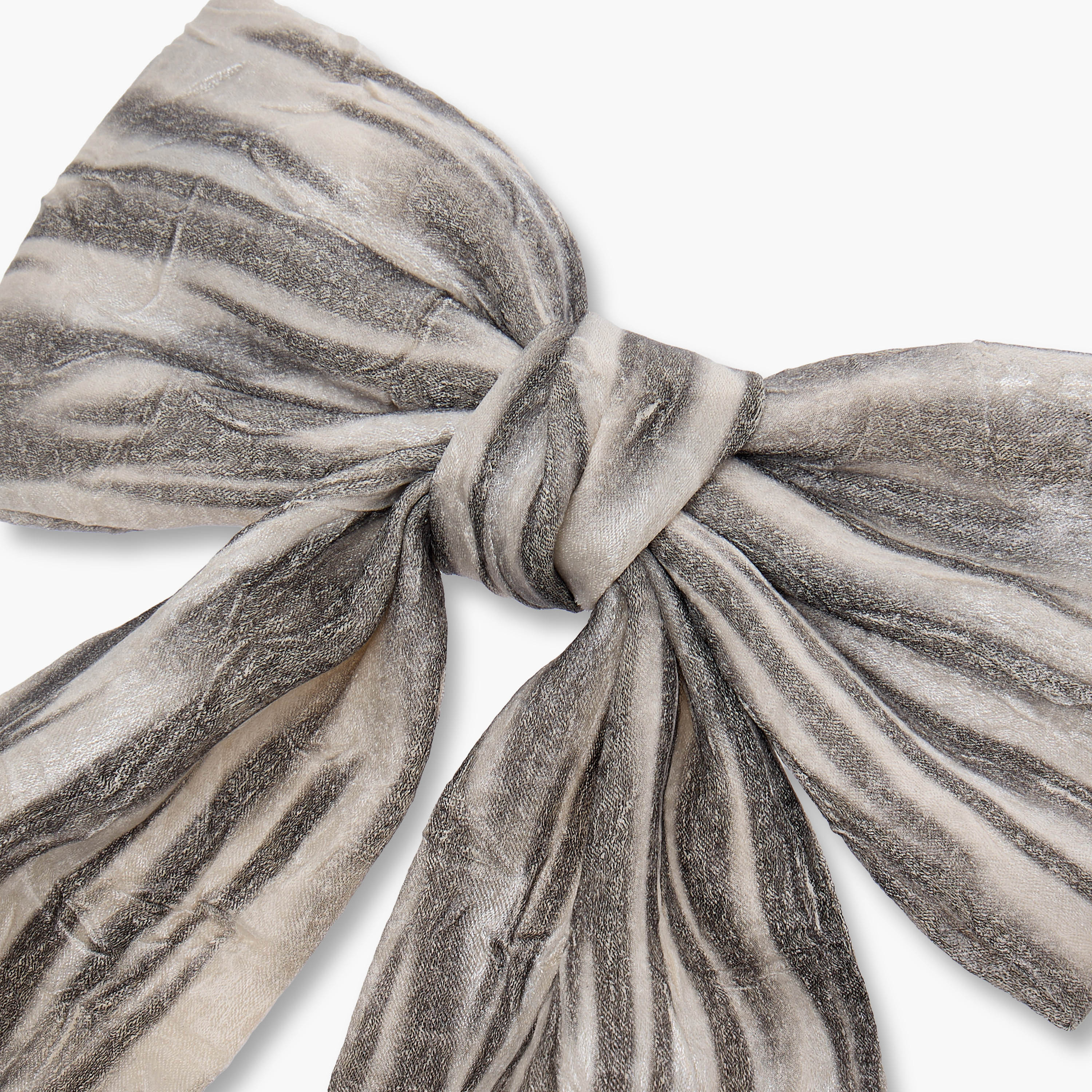 مشبك شعر باريت بارز الملمس مقلّم بتصميم فيونكة-women-hairaccessories-image-3