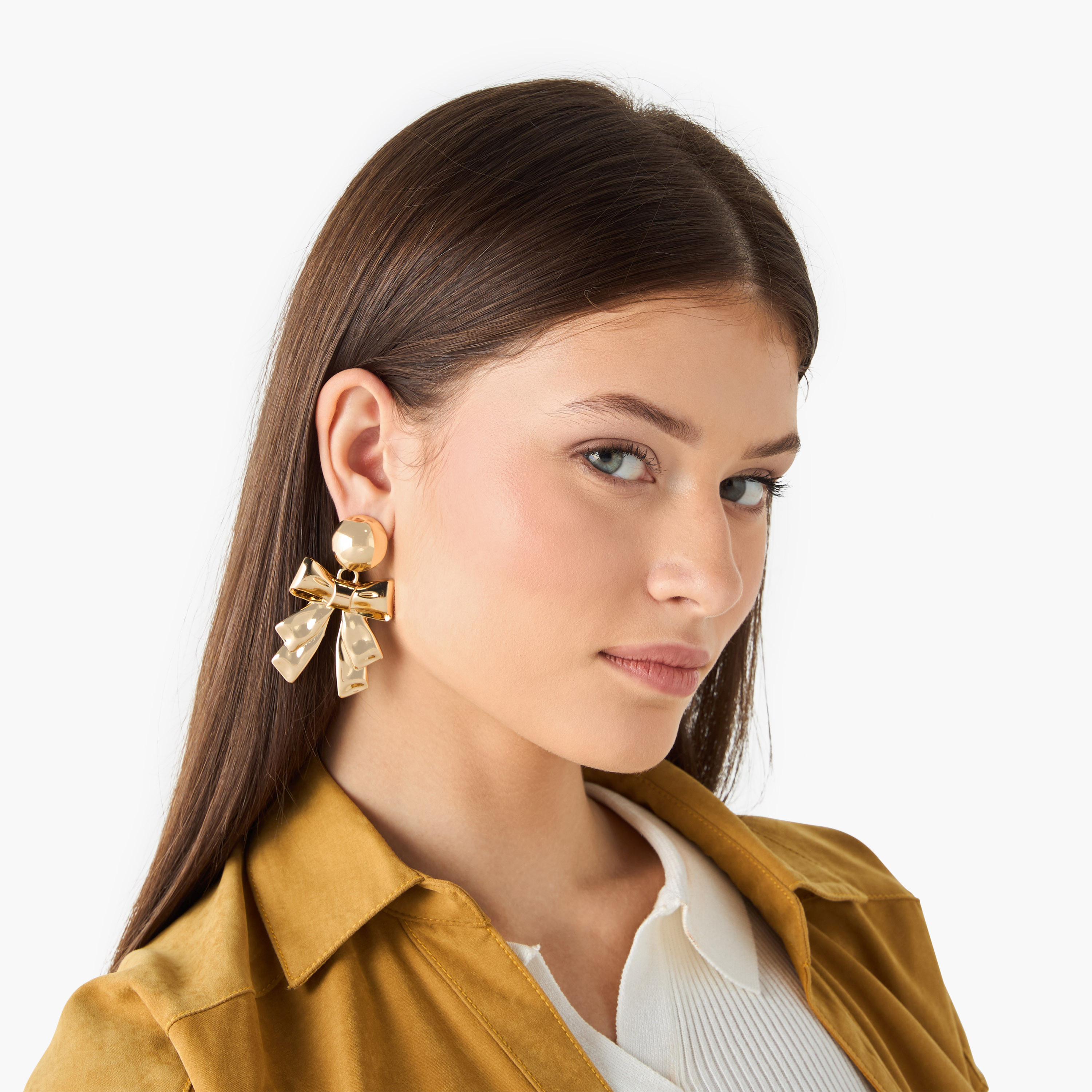 حلق فيونكة بإغلاق خلفي-women-watchesandjewellery-jewellery-earrings-image-3