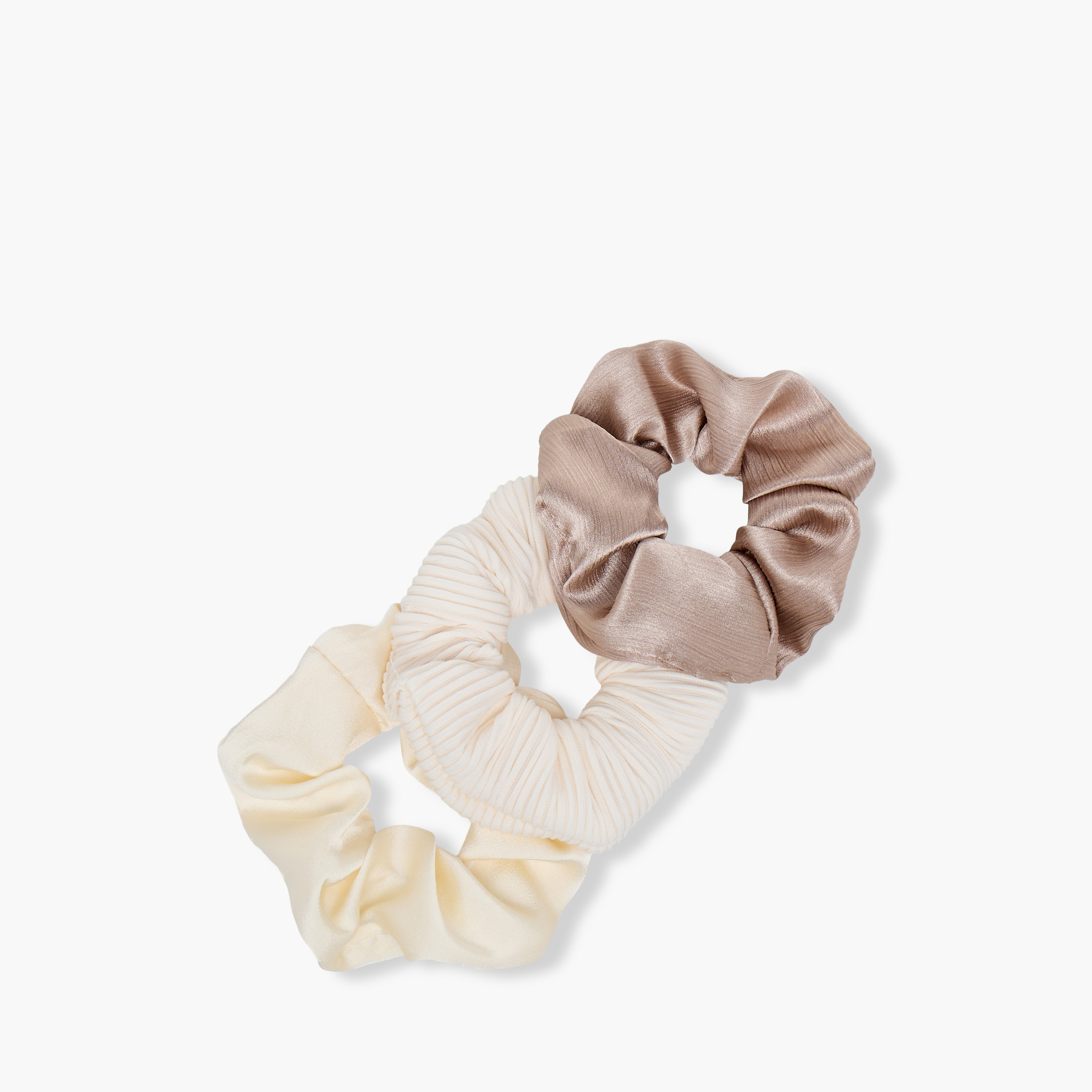 ربطات شعر ساتان من جلو - طقم من 3 قطع-women-hairaccessories-scrunchies-image-2