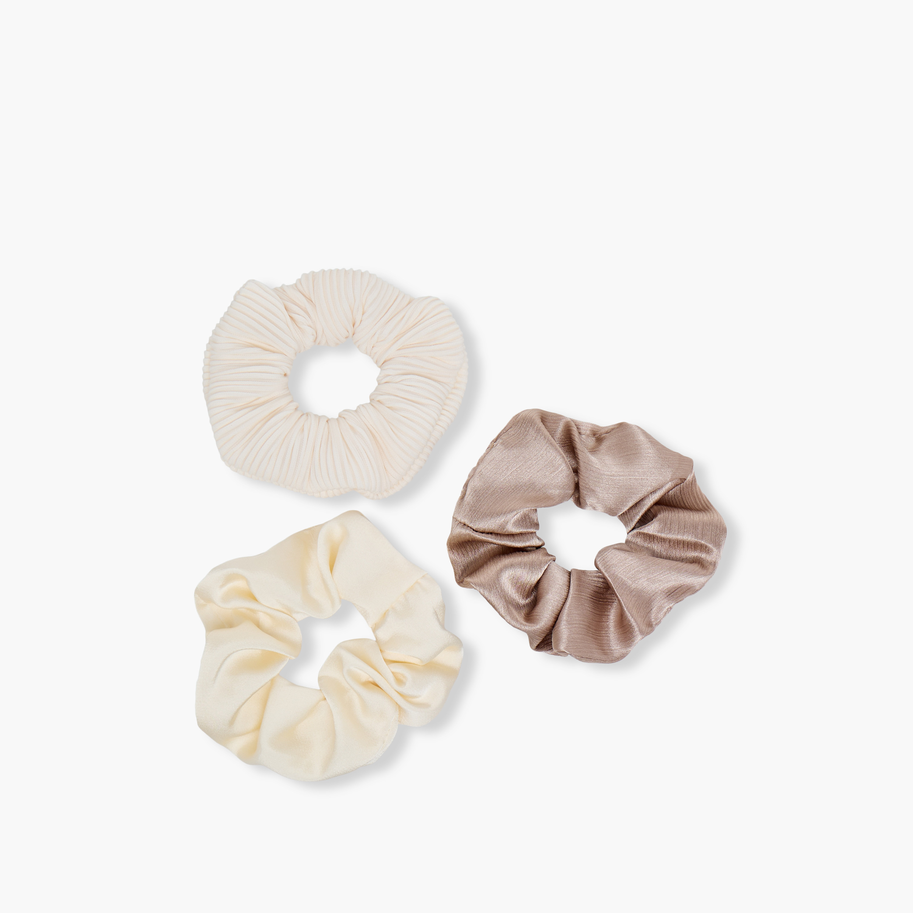 ربطات شعر ساتان من جلو - طقم من 3 قطع-women-hairaccessories-scrunchies-image-3