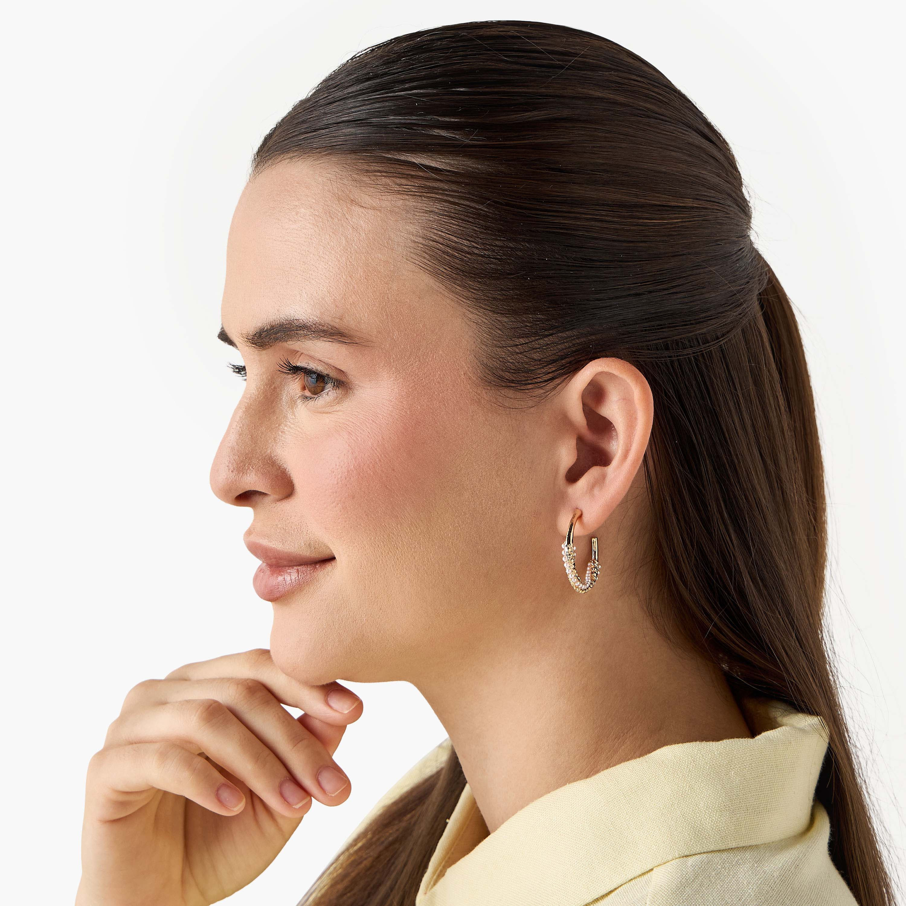 طقم حلقان طوق ميتاليك بمشبك إغلاق خلفي من زوجين-women-watchesandjewellery-jewellery-earrings-image-2