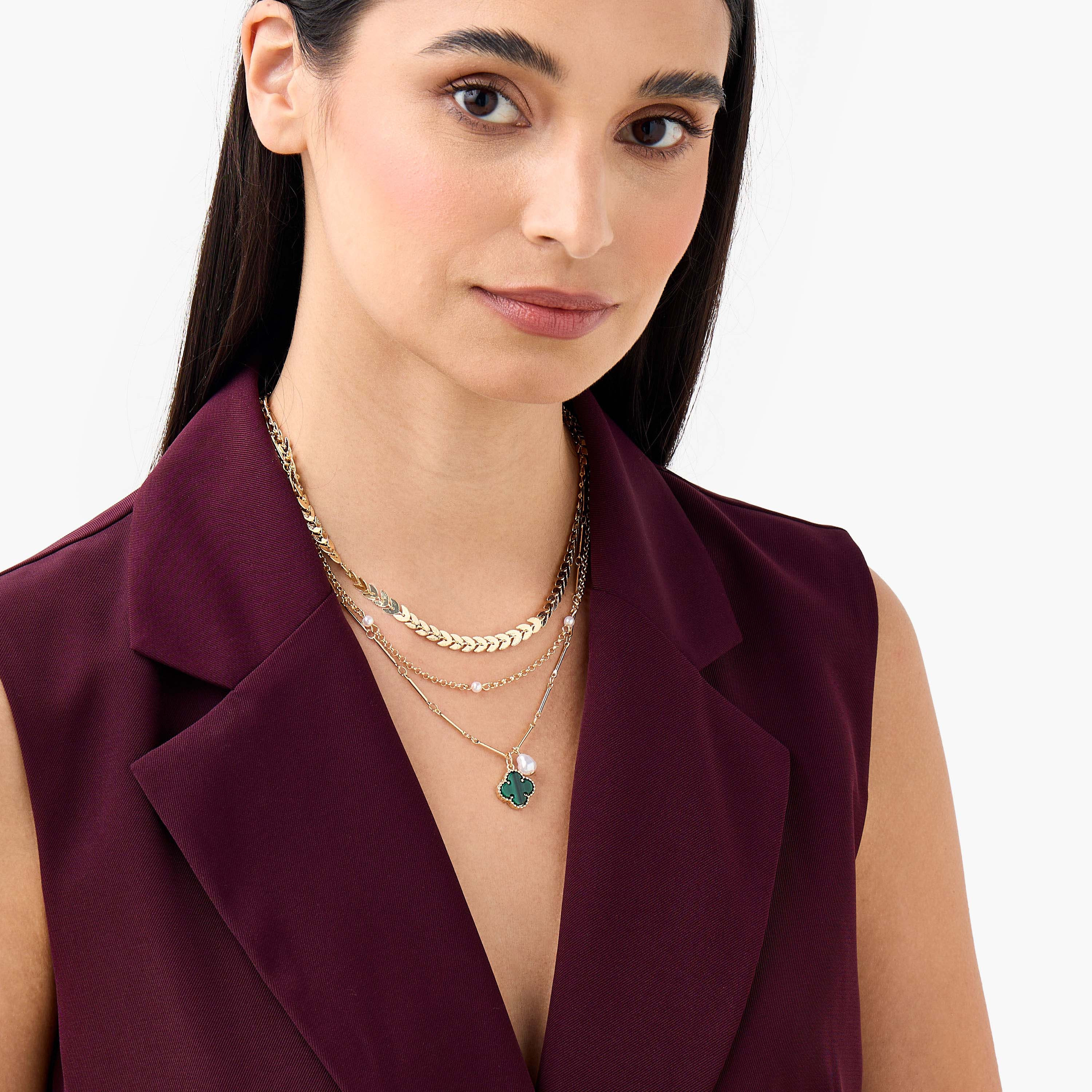 Metal Pendant Necklace with Lobster Clasp Closure-women-watchesandjewellery-jewellery-necklacesandpendants-image-2