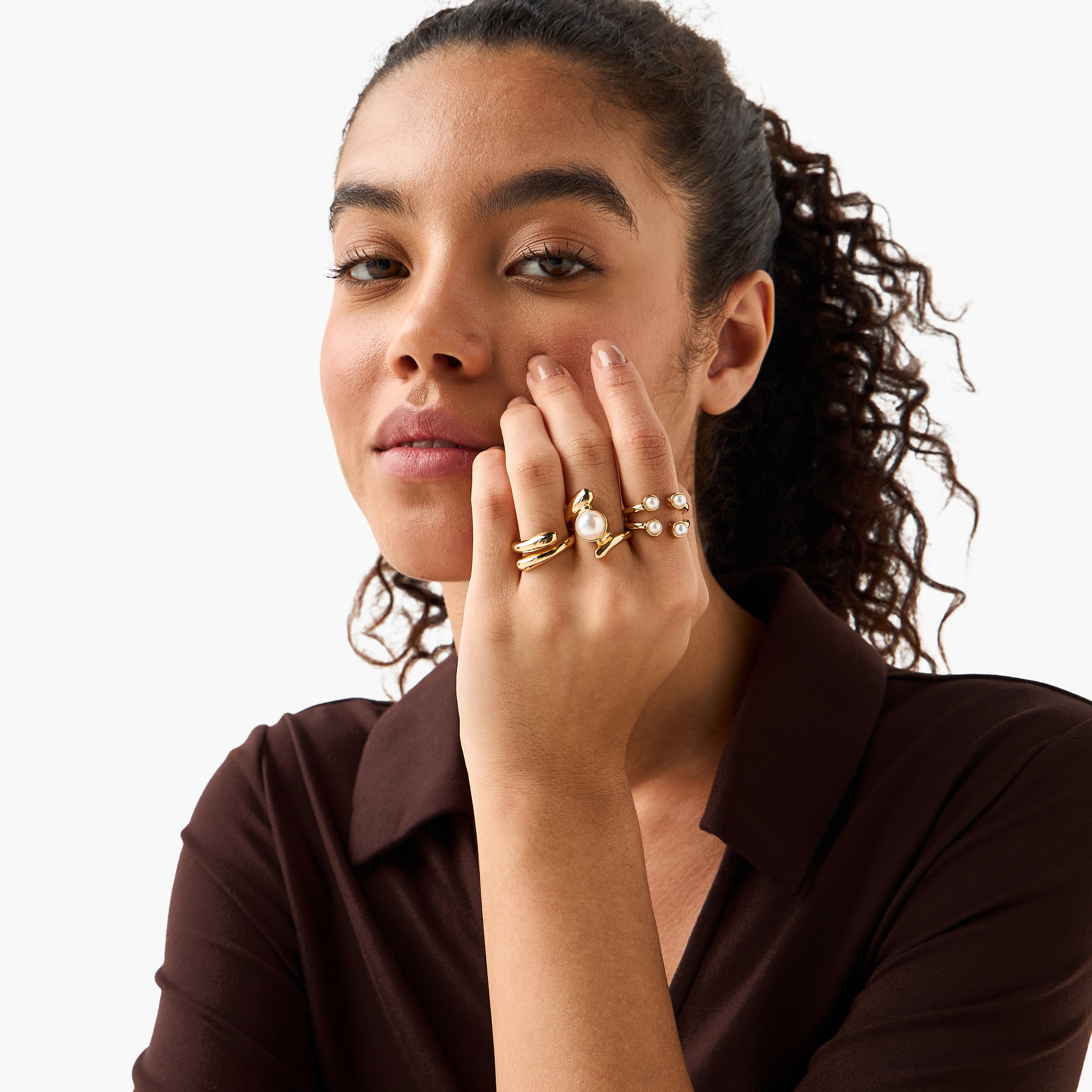 Set of 6 - Gold Tone Ring with Assorted Design-women-watchesandjewellery-jewellery-rings-image-2