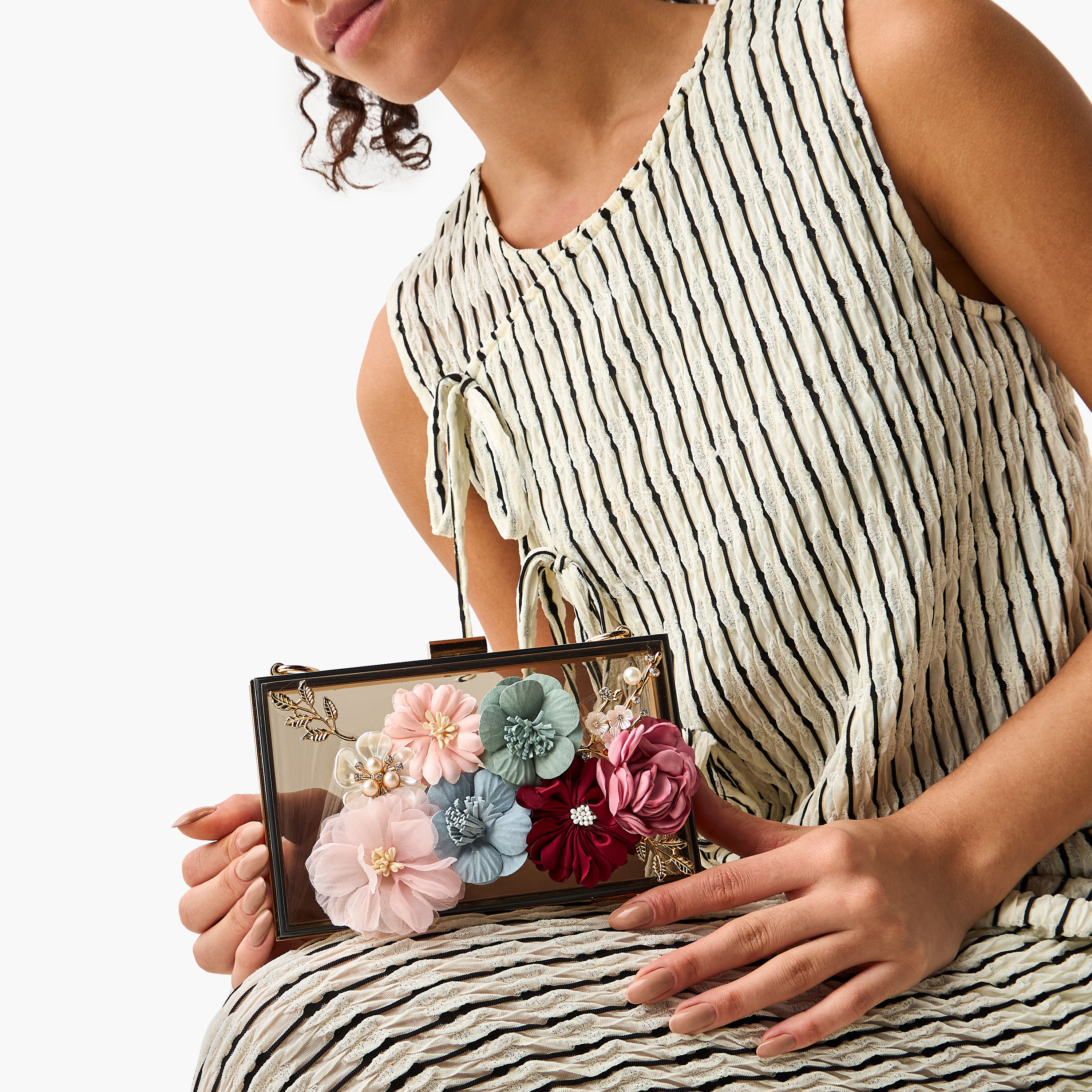 شنطة كلاتش بزينة زهور وحزام سلسلة قابل للفصل-women-bagsandwallets-handbags-image-4
