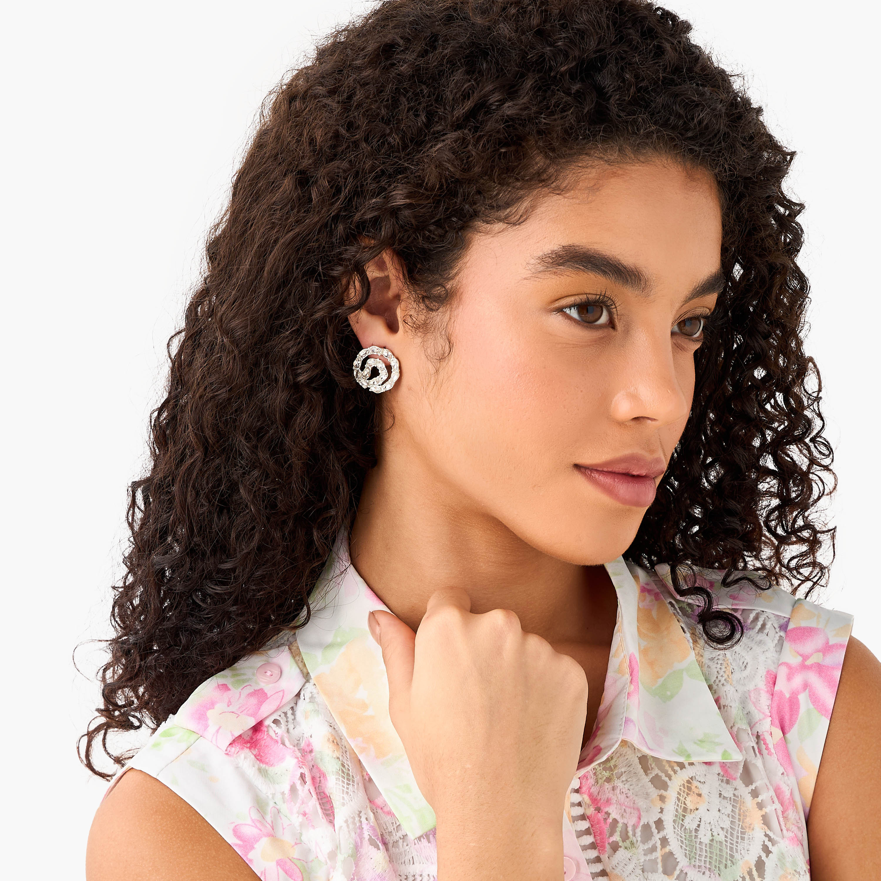 Metallic Embellished Stud Earrings with Pushback Closure-women-watchesandjewellery-jewellery-earrings-image-2