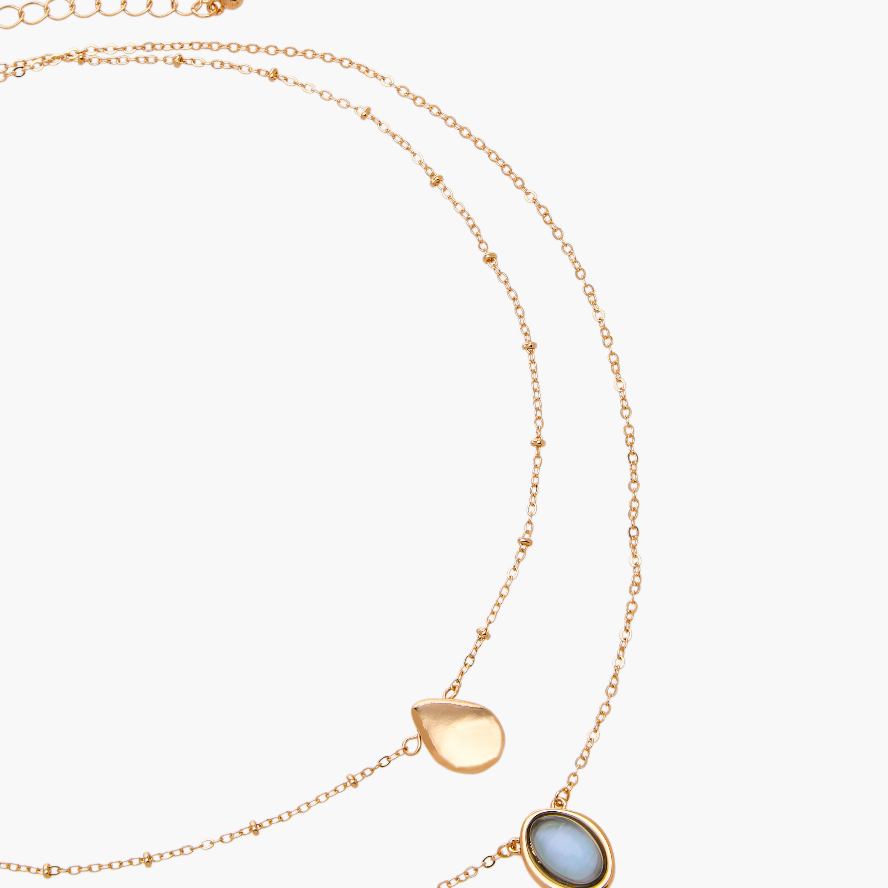عقد متعدد الطبقات بلون ذهبي ودلايّة-women-watchesandjewellery-jewellery-necklacesandpendants-image-3