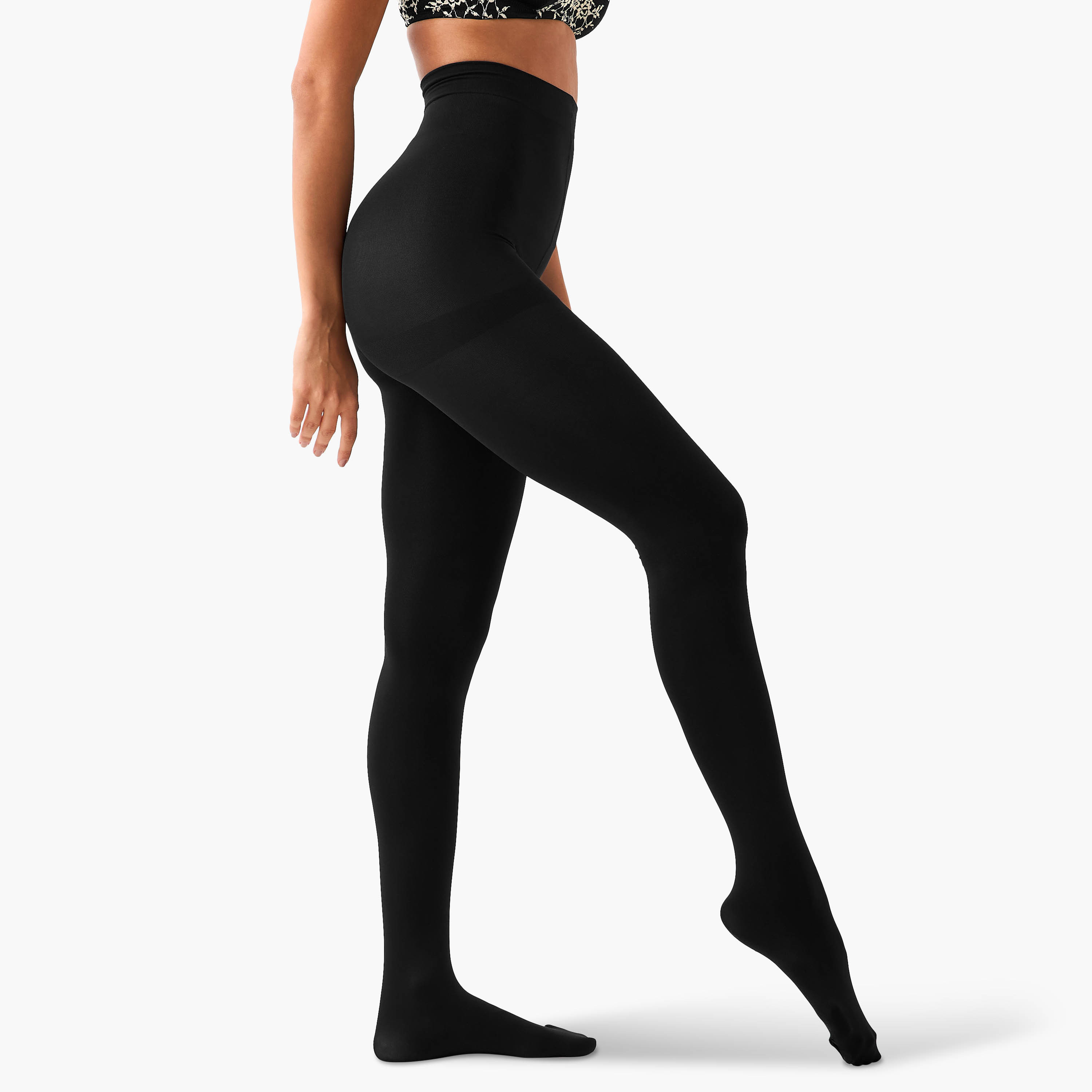 جوارب قطنية طويلة لراحة مثالية-women-socksandstockings-image-2