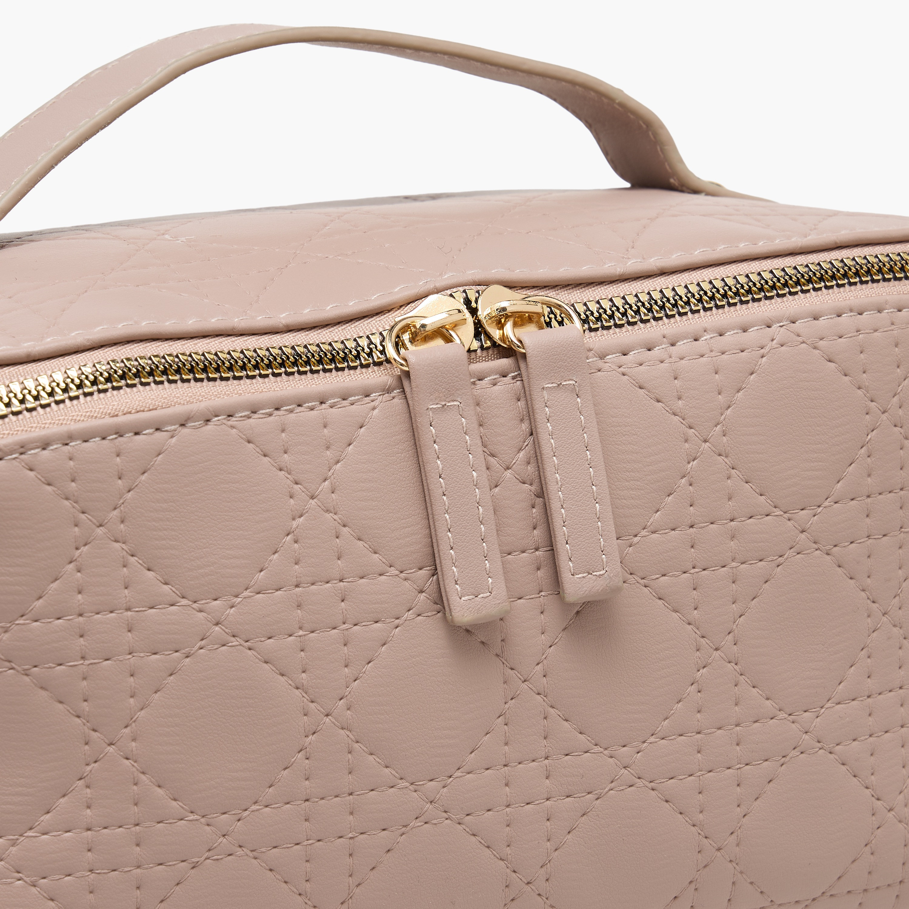 شنطة مكياج مبطنة بسحاب مائل-women-bagsandwallets-handbags-image-5