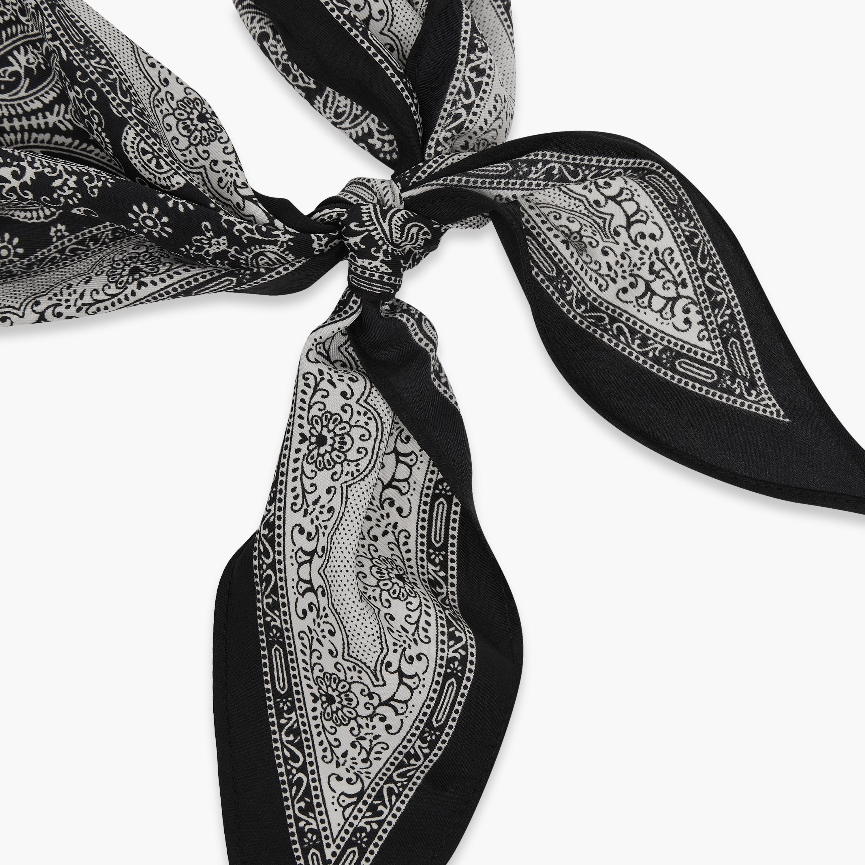 باندانا بطبعات بيزلي-women-hairaccessories-bands-image-2