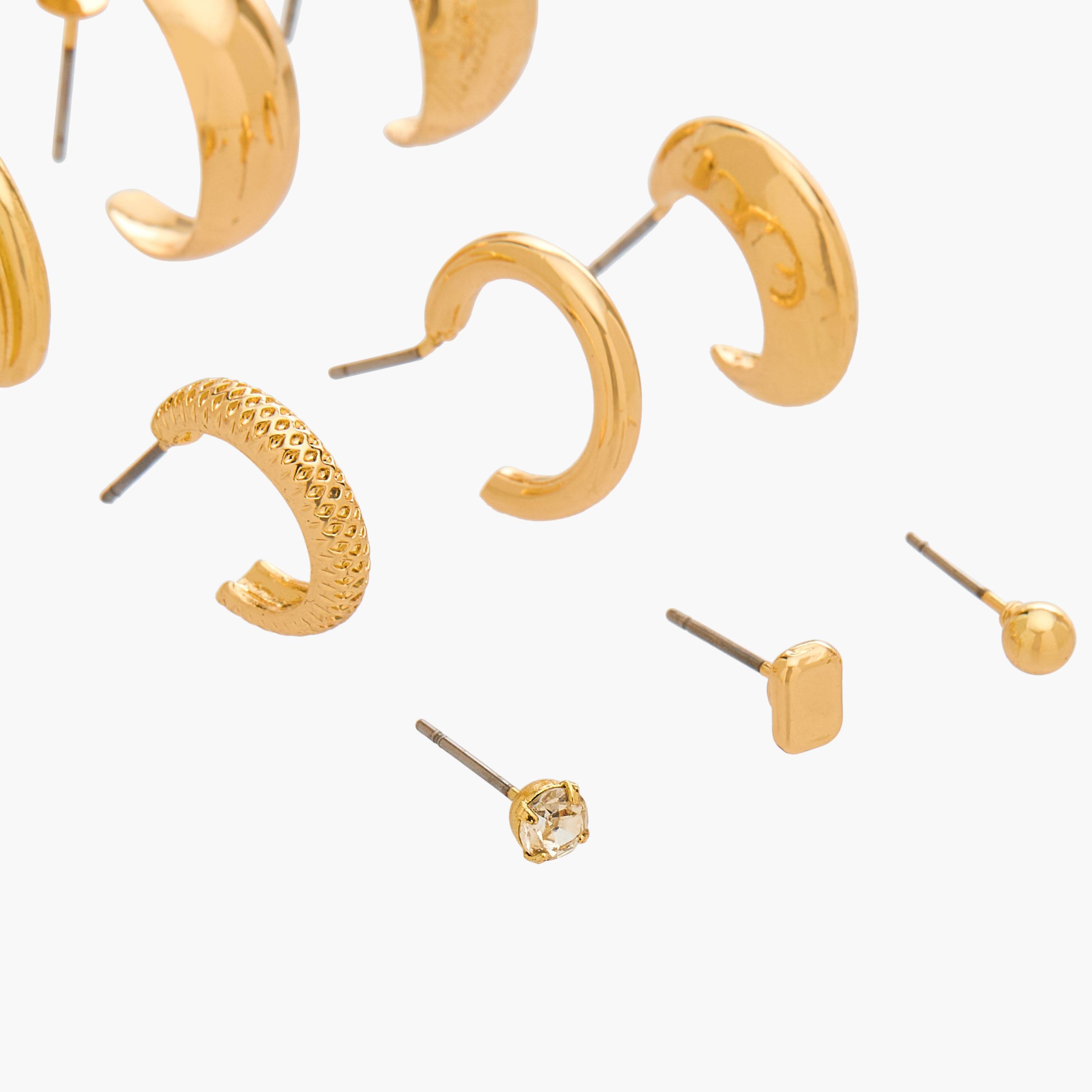 حلقان متنوعة بتشطيب ذهبي ومكبس إغلاق من جلو - عبوة 9 أزواج-women-watchesandjewellery-jewellery-earrings-image-3