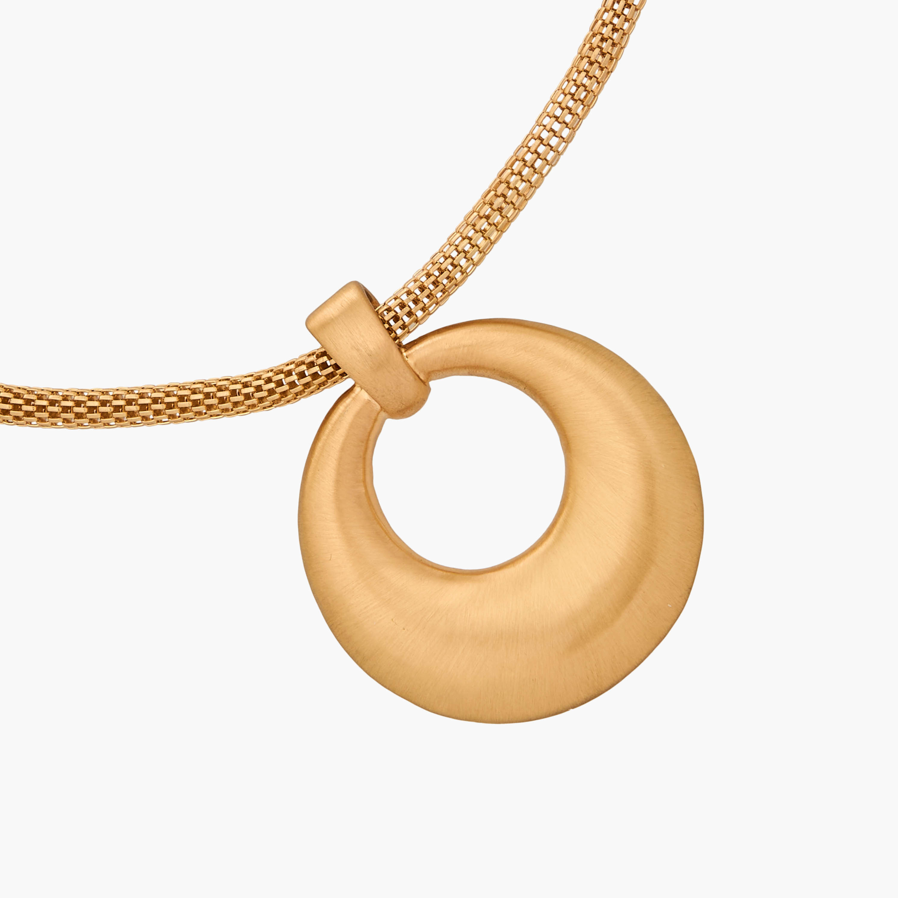 عقد ذهبي اللون بدلاية مستديرة-women-watchesandjewellery-jewellery-necklacesandpendants-image-3