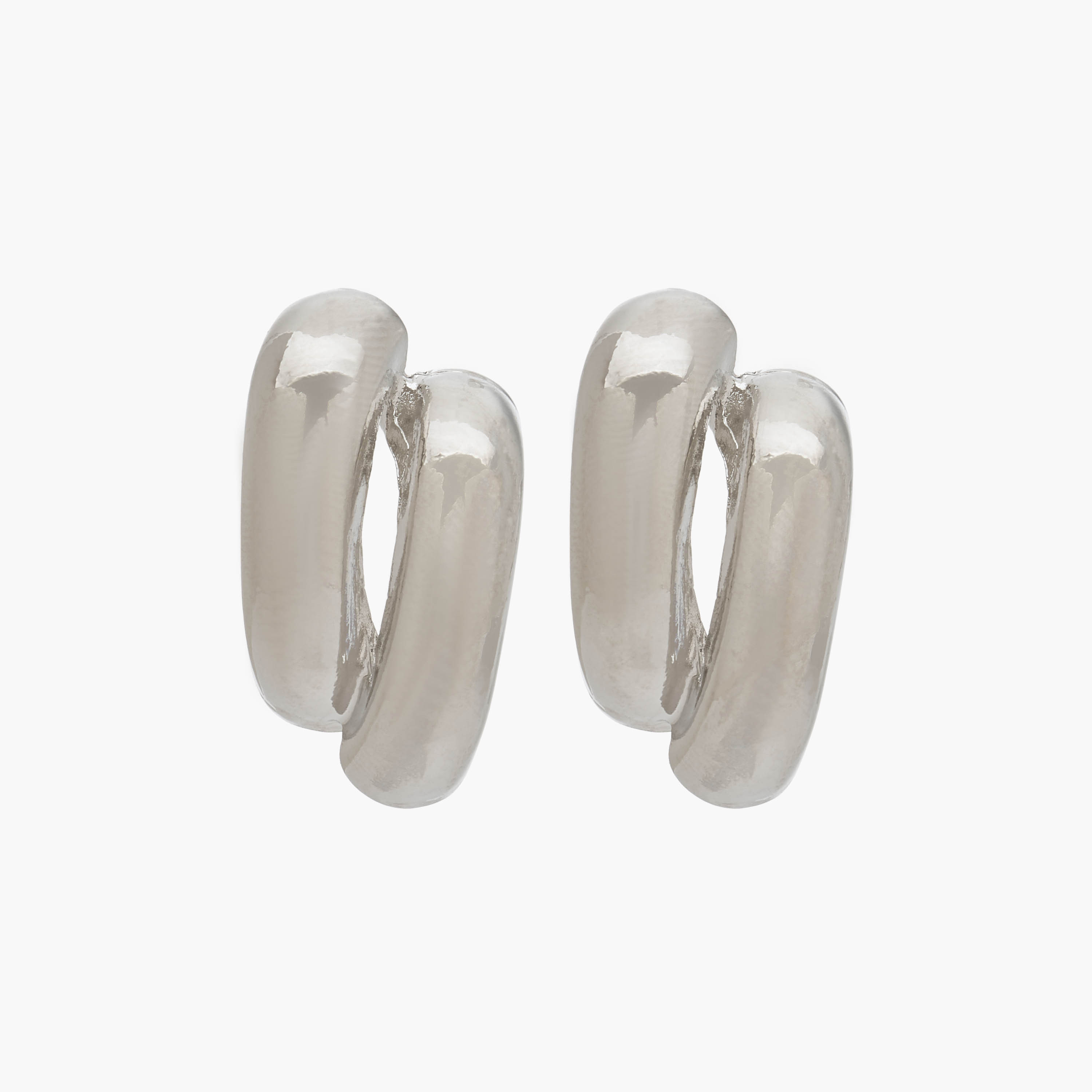 أقراط لون فضي منحنية بمكبس إغلاق خلفي-women-watchesandjewellery-jewellery-earrings-image-1