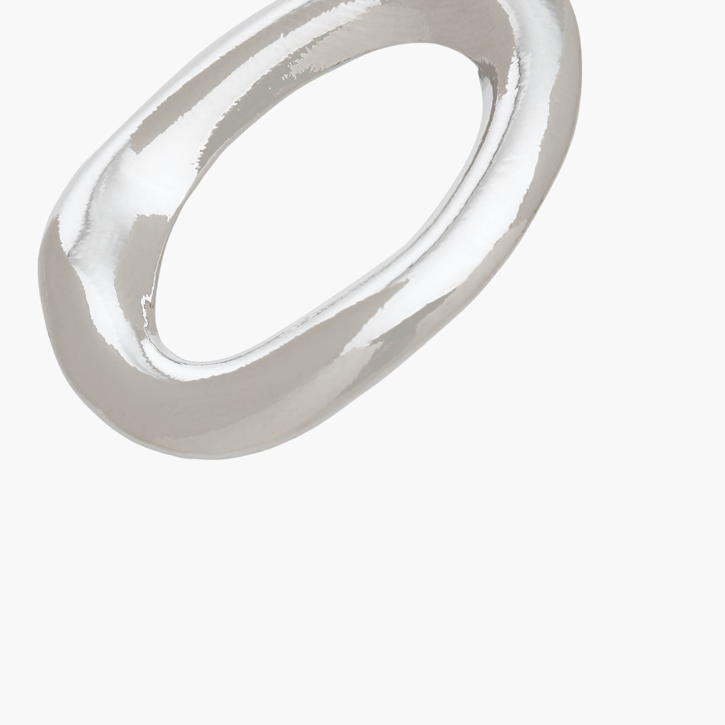 أقراط لون فضي بمكبس إغلاق خلفي-women-watchesandjewellery-jewellery-earrings-image-3