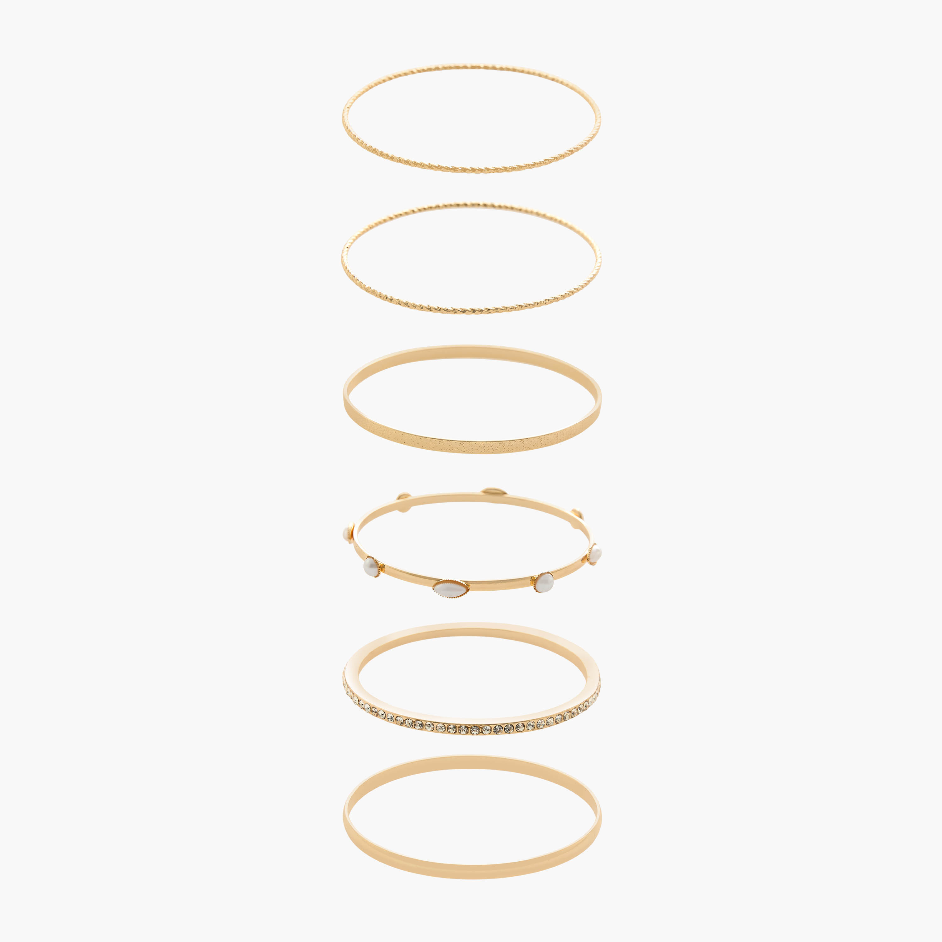 طقم أساور بلون ذهبي - 6 قطع متنوعة-women-watchesandjewellery-jewellery-banglesandbracelets-image-1