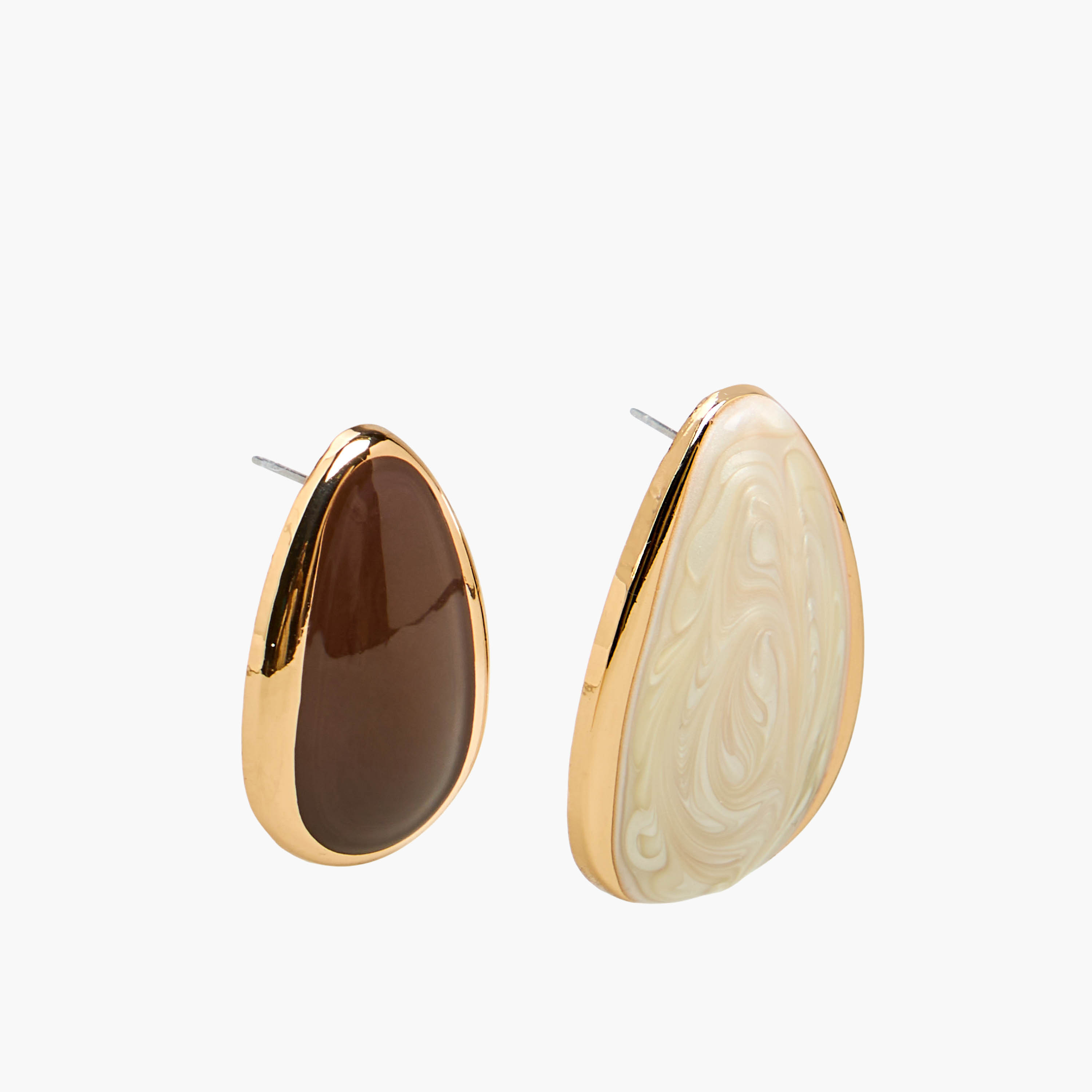 طقم من 2 أقراط لون ذهبي بمكبس إغلاق وتصميم قطرة مطلية بالمينا-women-watchesandjewellery-jewellery-earrings-image-2