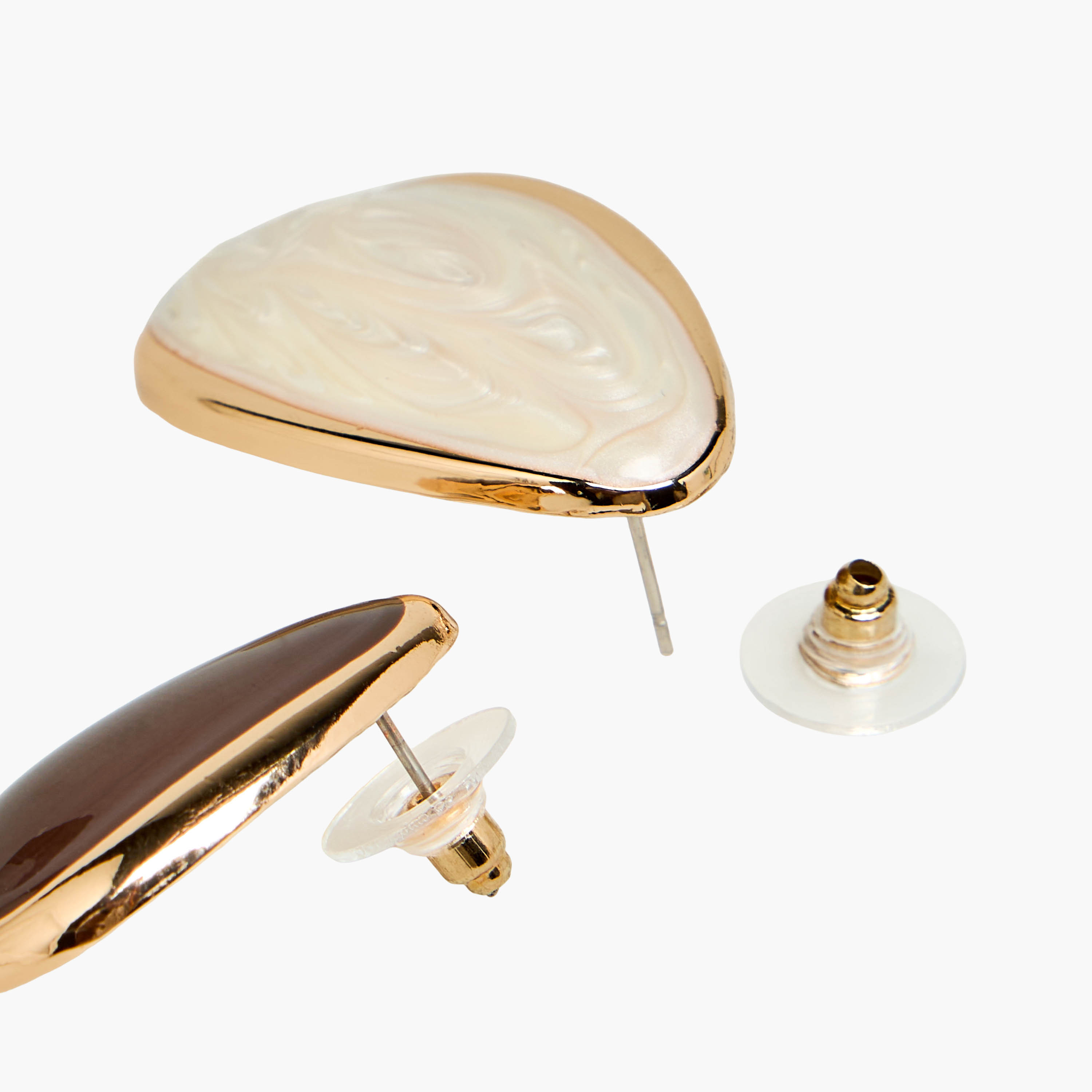 طقم من 2 أقراط لون ذهبي بمكبس إغلاق وتصميم قطرة مطلية بالمينا-women-watchesandjewellery-jewellery-earrings-image-4