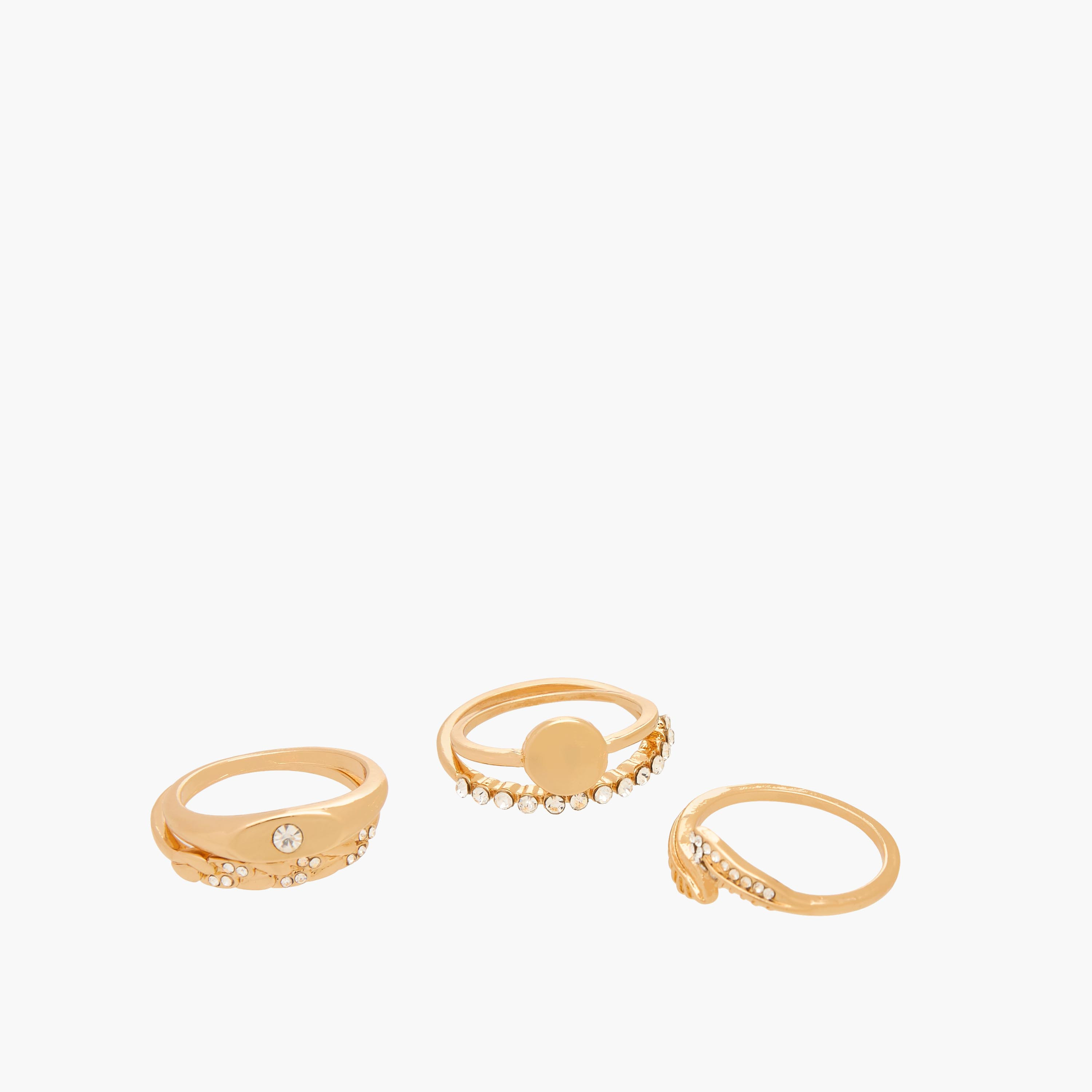 خواتم ذهبية اللون قابلة للتكديس وبتزيينات من جلو - طقم من 5 قطع-women-watchesandjewellery-jewellery-rings-image-2