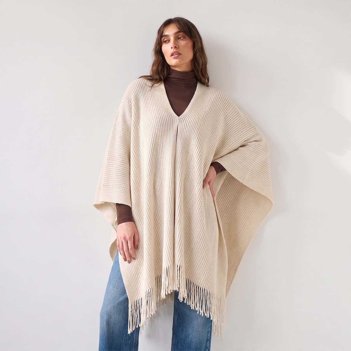 كاب بتصميم غير متماثل بتفاصيل شراشيب-women-winterwear-cardigansandjumpers-cardigans-image-1
