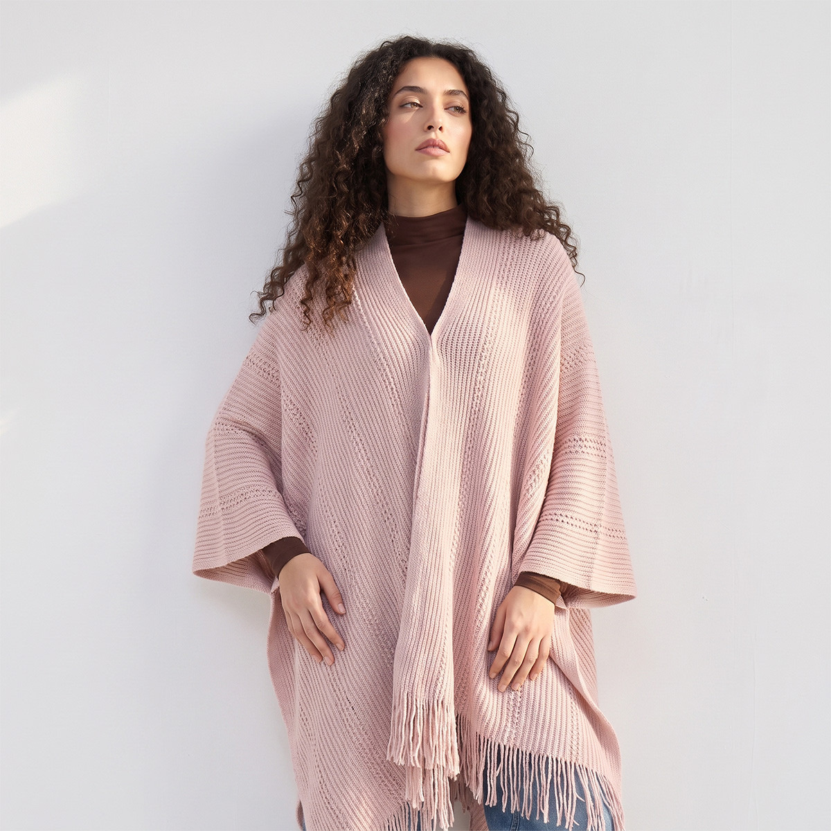 كاب بتصميم غير متماثل بتفاصيل شراشيب-women-winterwear-cardigansandjumpers-cardigans-image-2