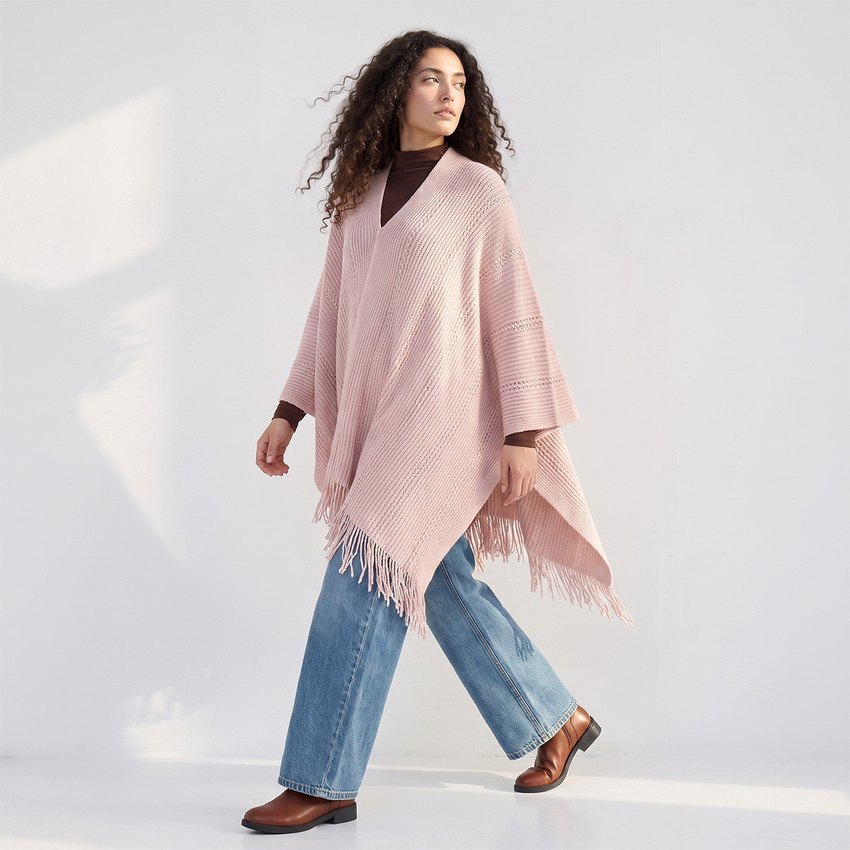 كاب بتصميم غير متماثل بتفاصيل شراشيب-women-winterwear-cardigansandjumpers-cardigans-image-3