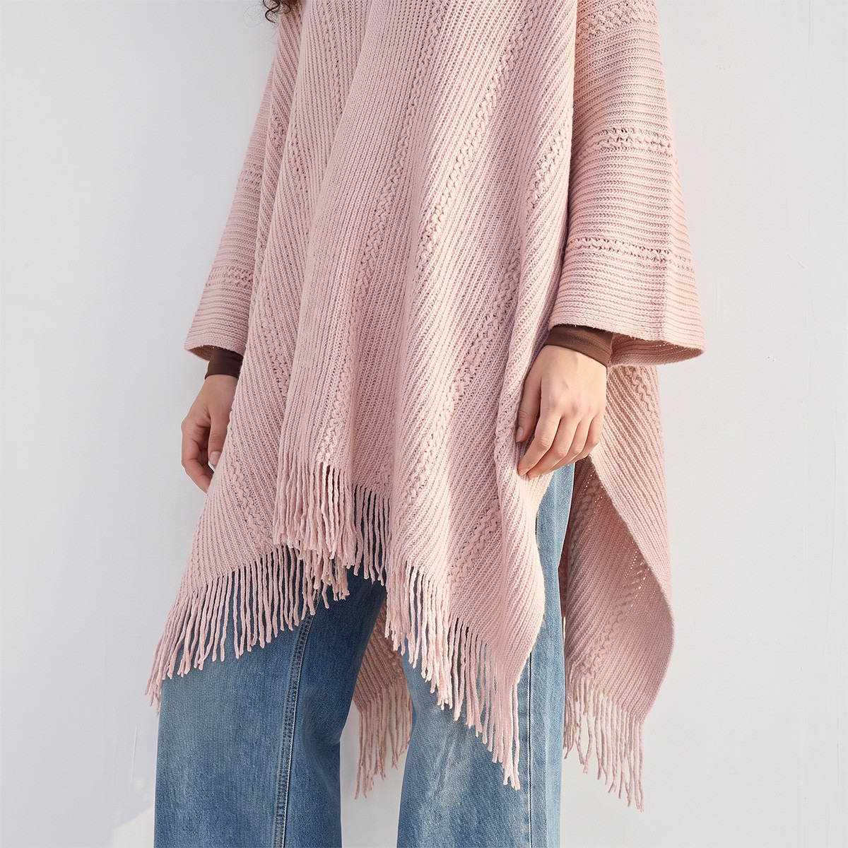 كاب بتصميم غير متماثل بتفاصيل شراشيب-women-winterwear-cardigansandjumpers-cardigans-image-5