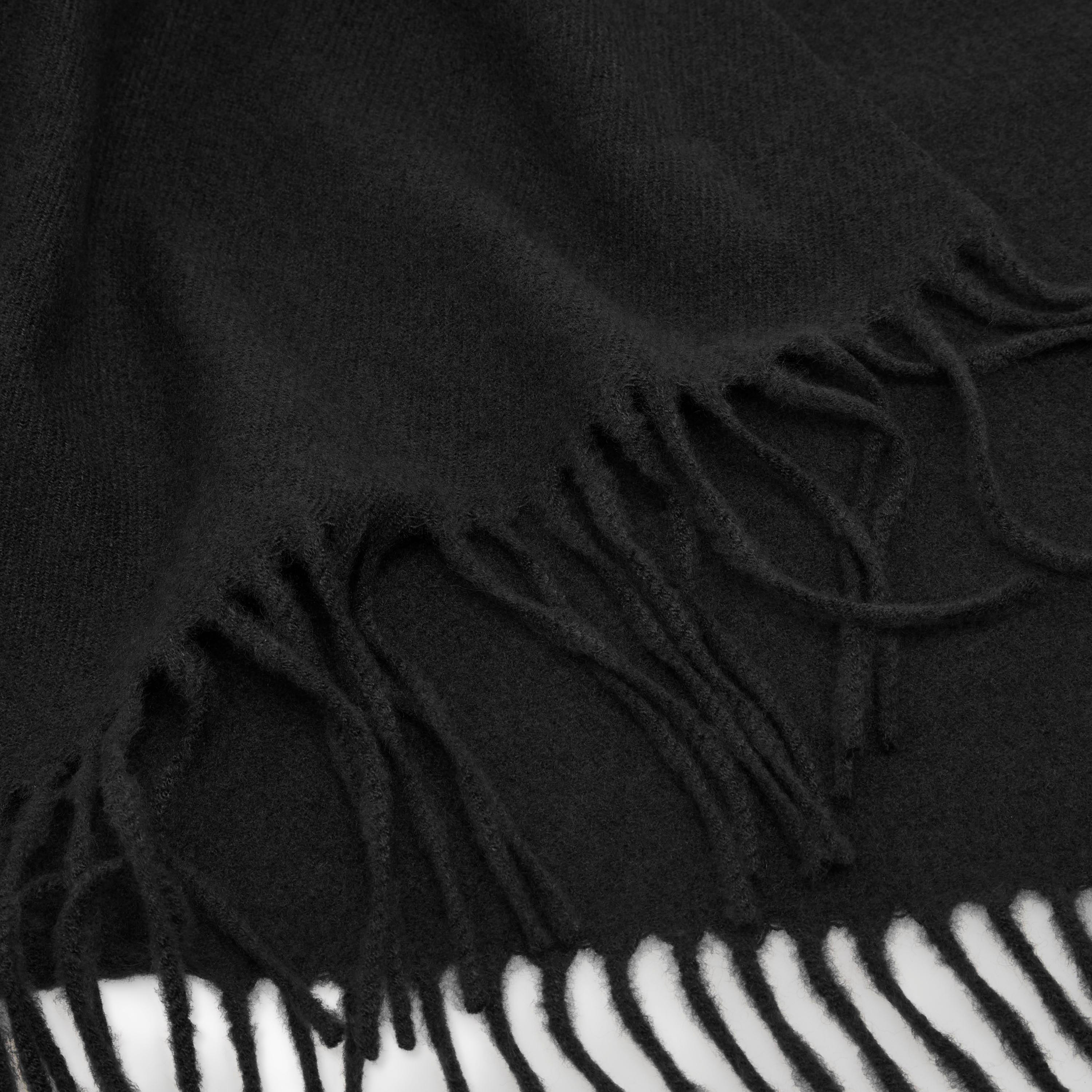 وشاح مربع بشراشيب-women-clothingaccessories-scarves-image-5