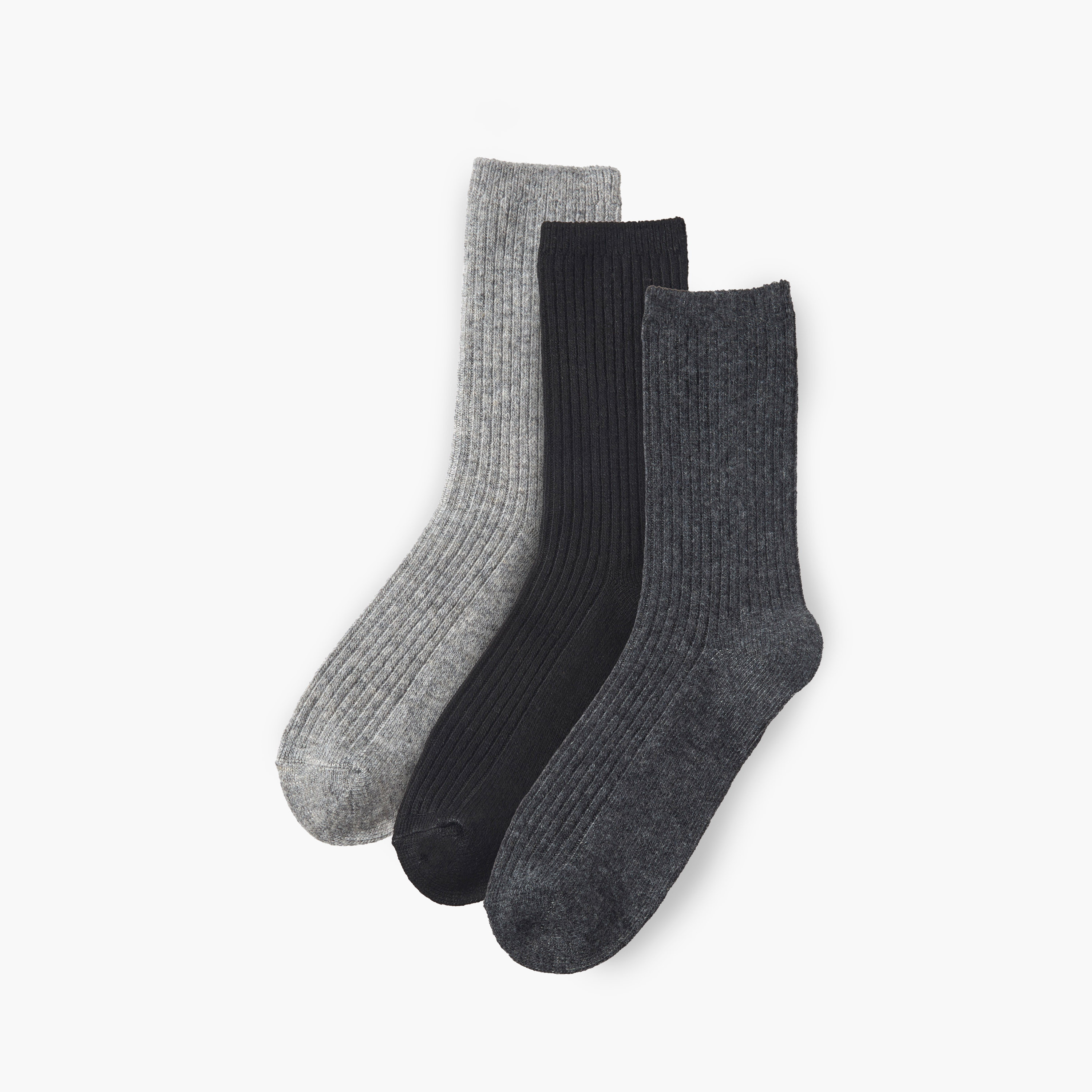 طقم جوارب قطنية مريحة مكون من 3 قطع-women-socksandstockings-image-1