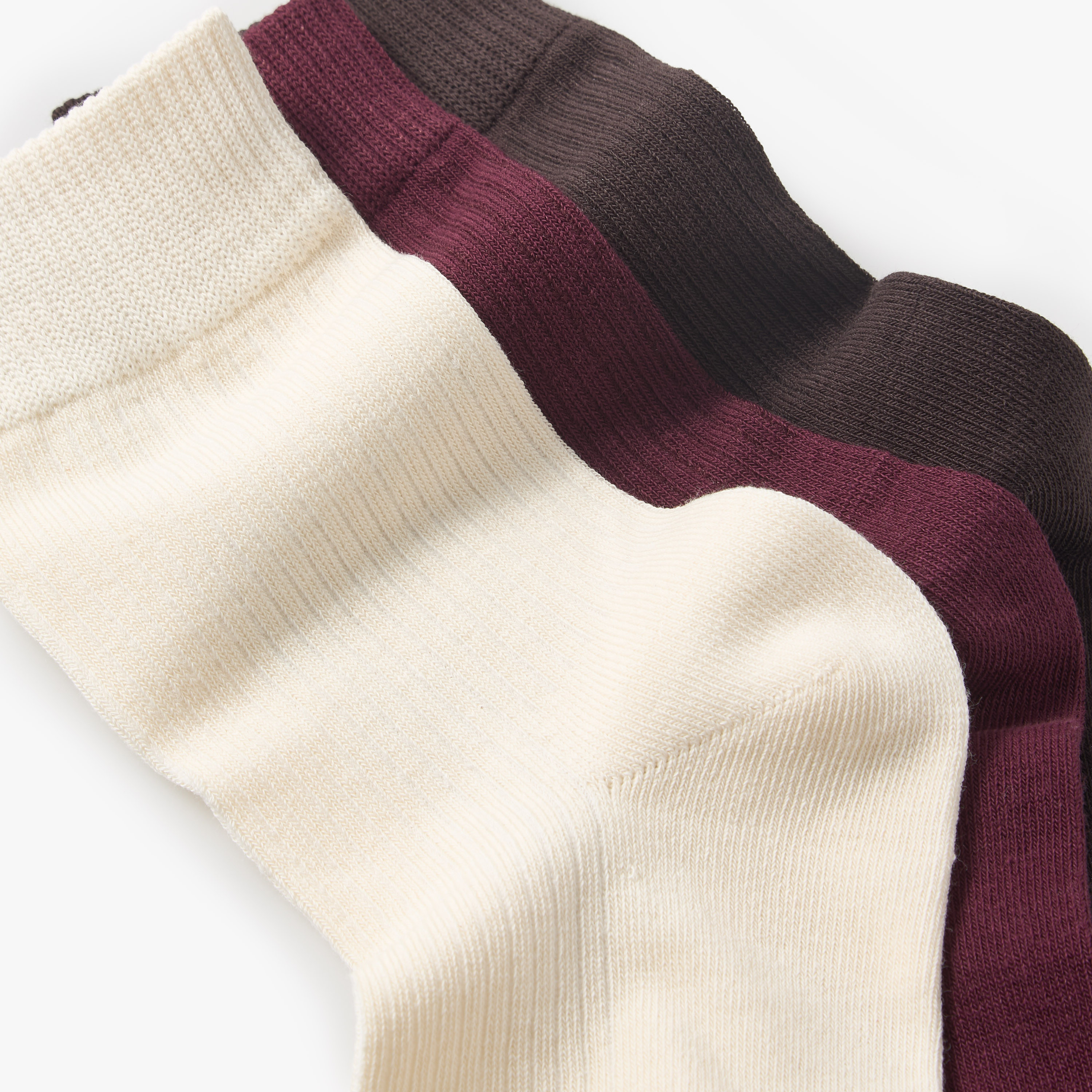 طقم جوارب قطنية مريحة بطول الكاحل 3 قطع-women-socksandstockings-image-6