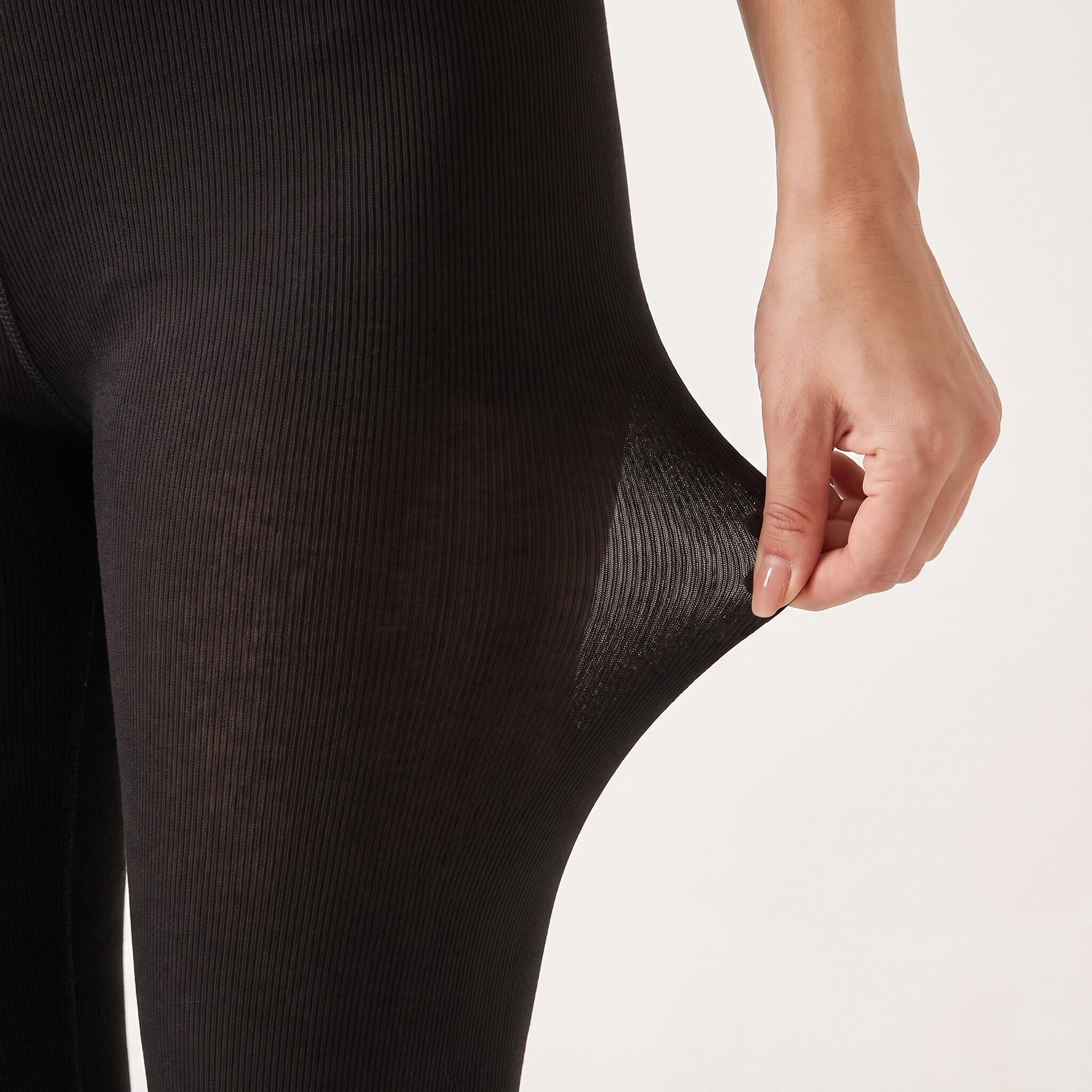 بنطلون ليقنز صوف مخملي بطول كامل-women-socksandstockings-image-4