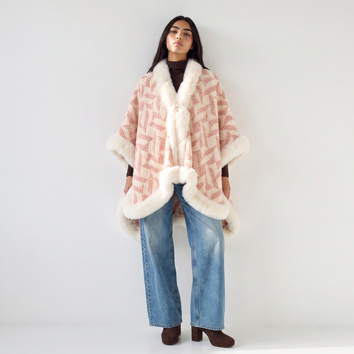 كيب بطبعات وقصة فرو صناعي-women-winterwear-cardigansandjumpers-cardigans-image-3