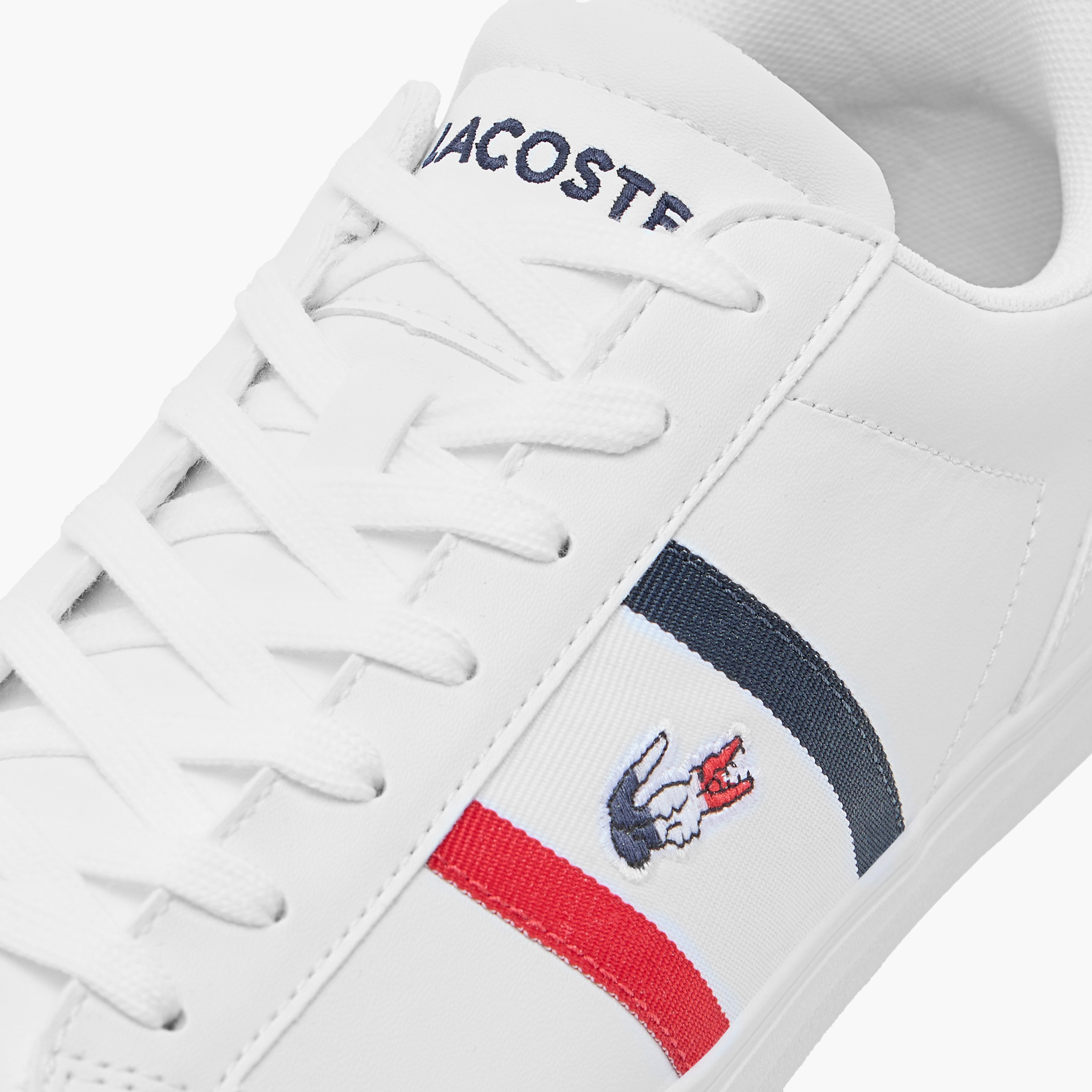 حذاء سنيكرز بألواح ورباط إغلاق للرجال من لاكوست-men-shoes-sneakers-image-4