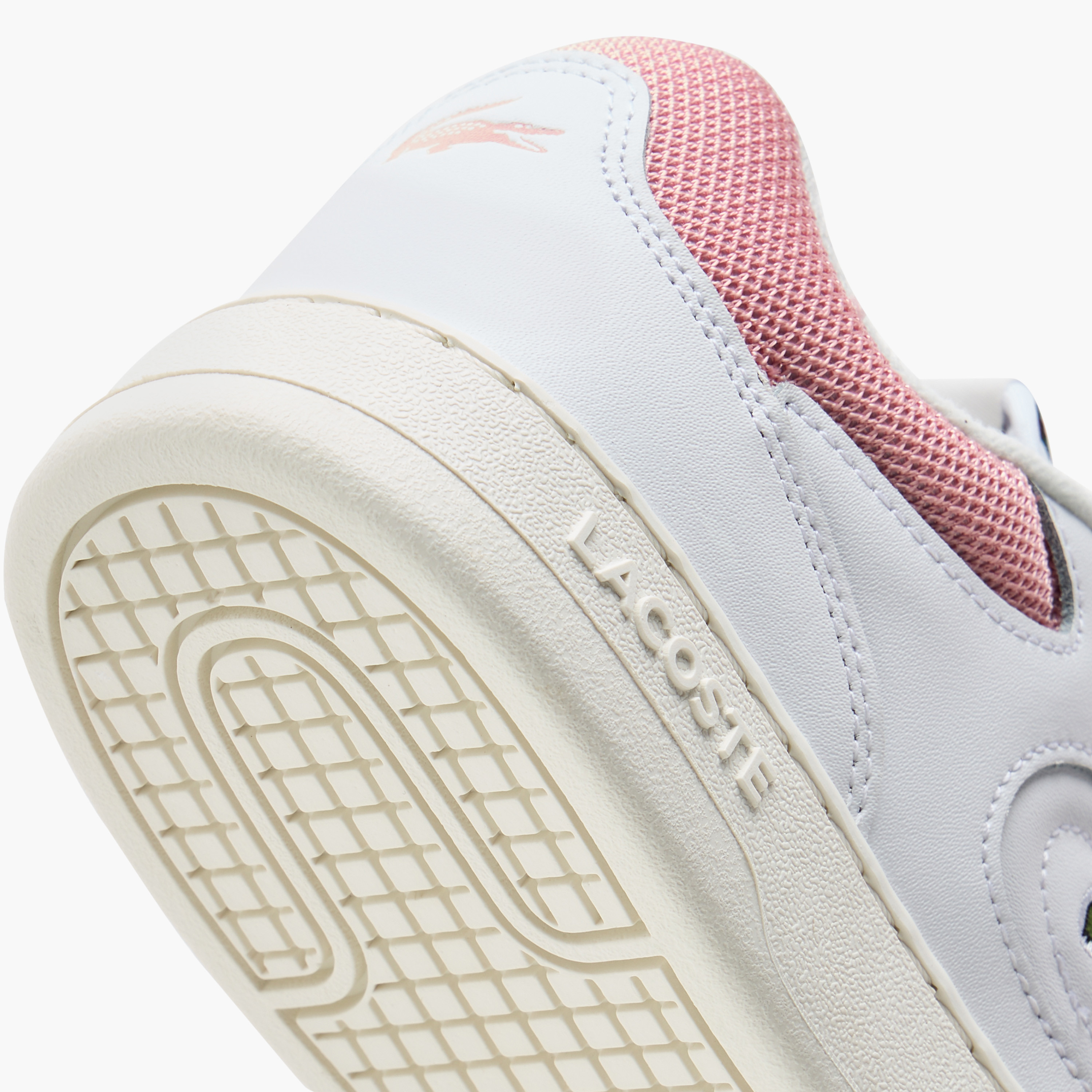 حذاء سنيكرز برباط إغلاق وتطريز شعار للنساء من لاكوست-women-shoes-sneakers-image-5
