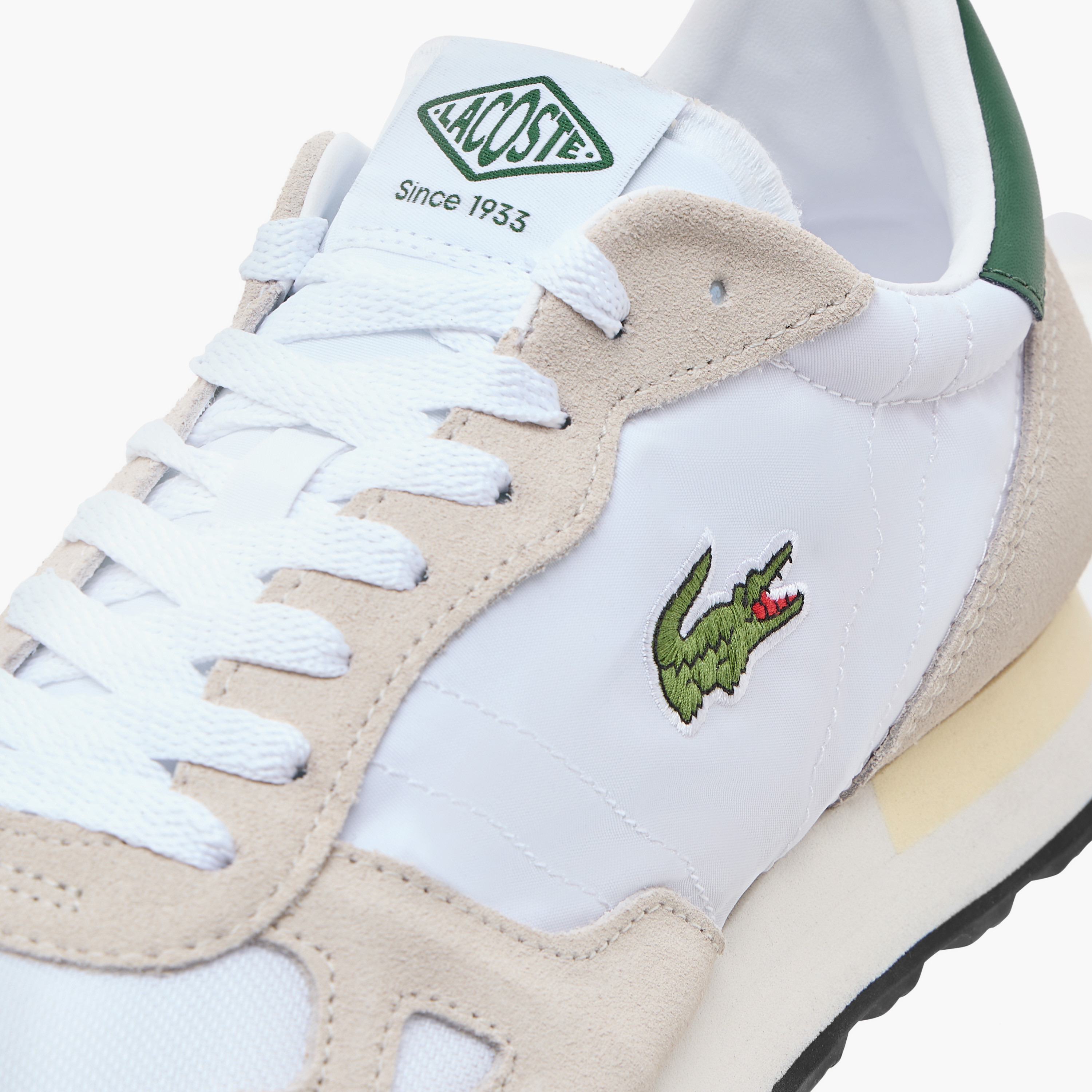 حذاء سنيكرز بألواح ورباط إغلاق للرجال من لاكوست-men-shoes-sneakers-image-4