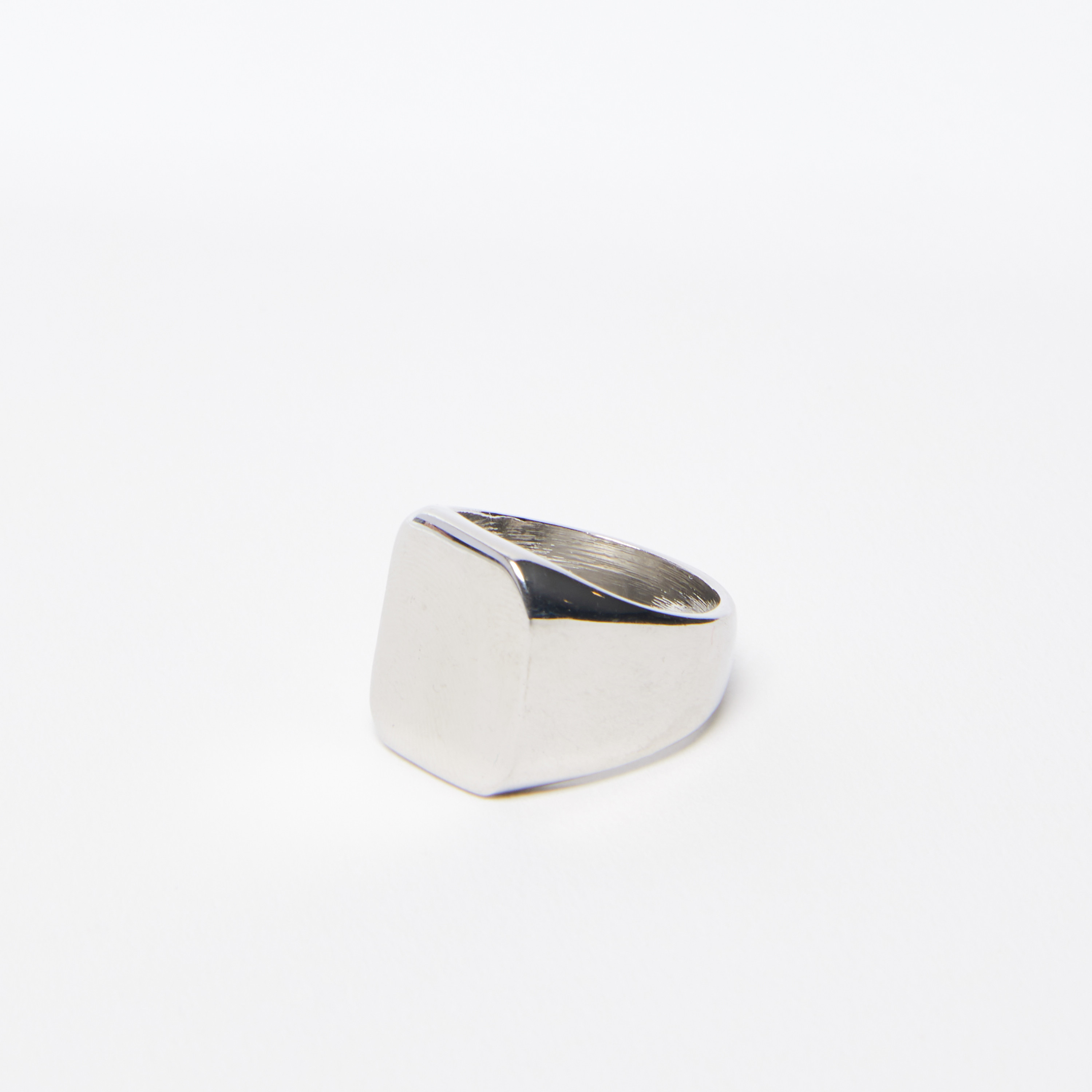 Metallic Finger Ring-men-watchesandjewellery-rings-image-1