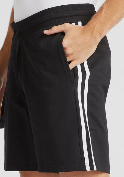 Solid Shorts with Drawstring and Pockets