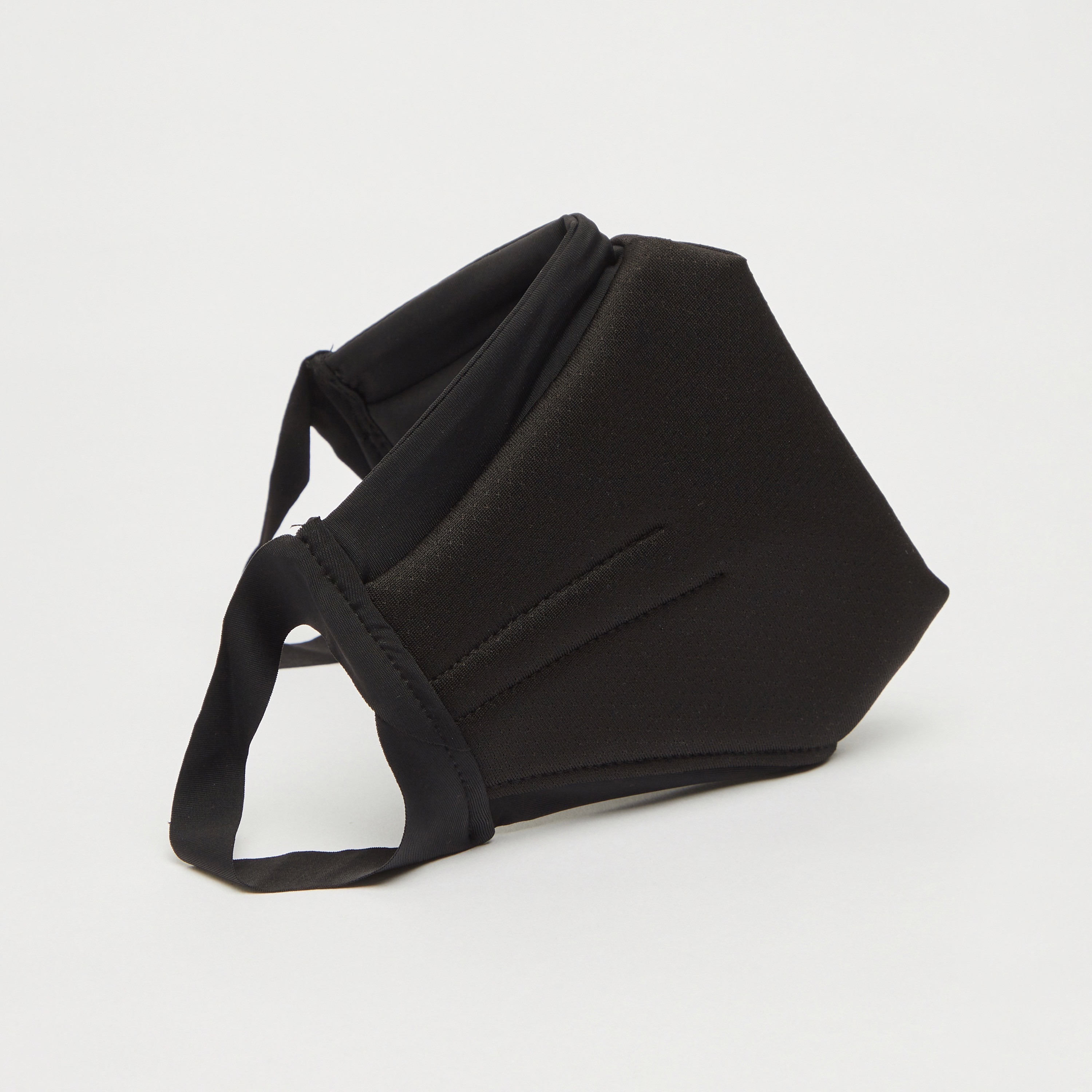 ماسك للوجه بارز الملمس مع حلقات أذن من كابا-women-clothingaccessories-fashionmasks-image-1